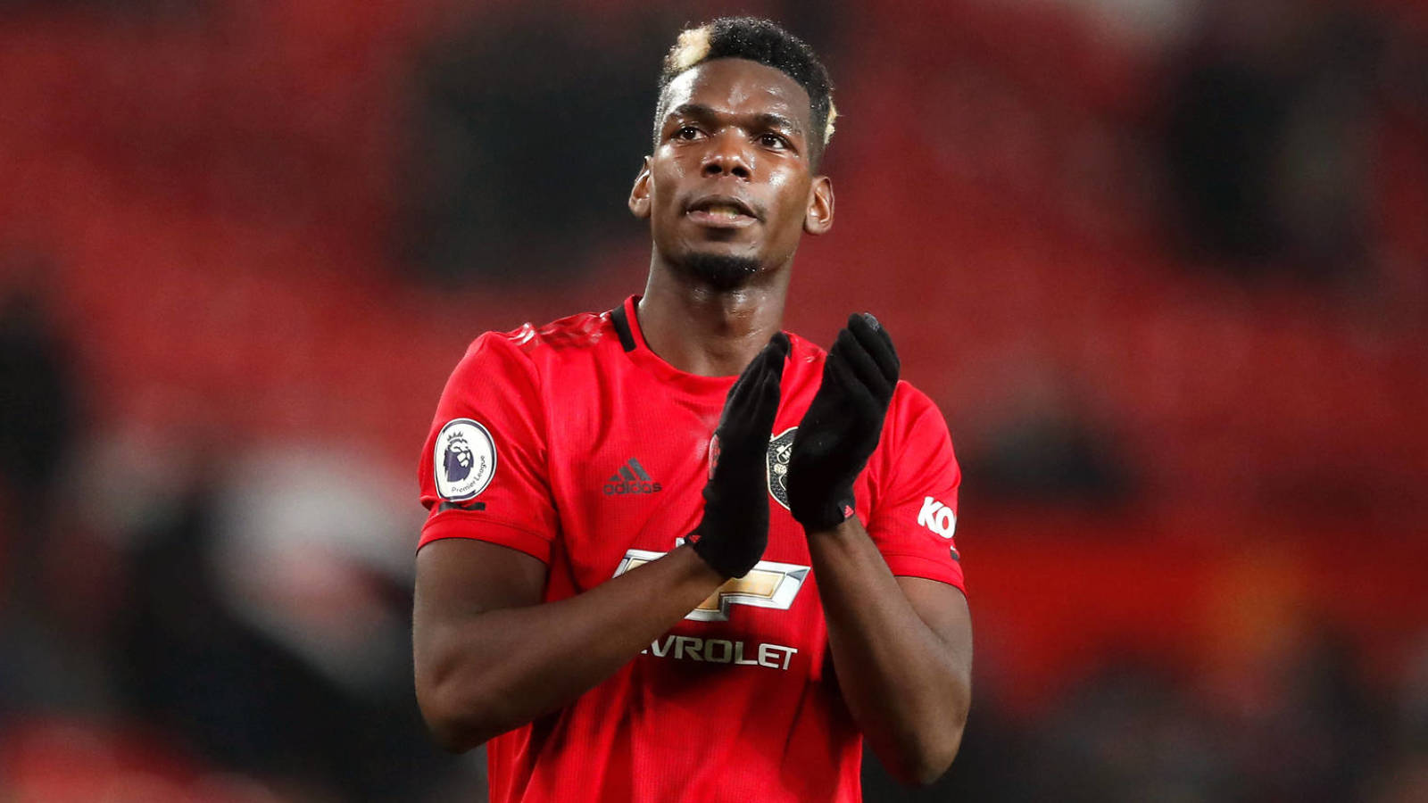 Report Paul Pogba Considering Staying With Manchester United Yardbarker