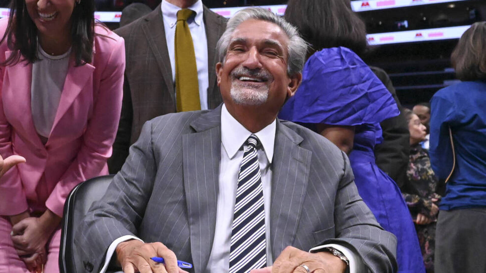 Ted Leonsis 'very interested' in purchasing NL East team