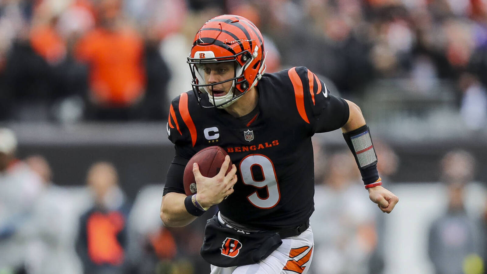 Was Bengals QB Joe Burrow called ugly on 'ManningCast'?