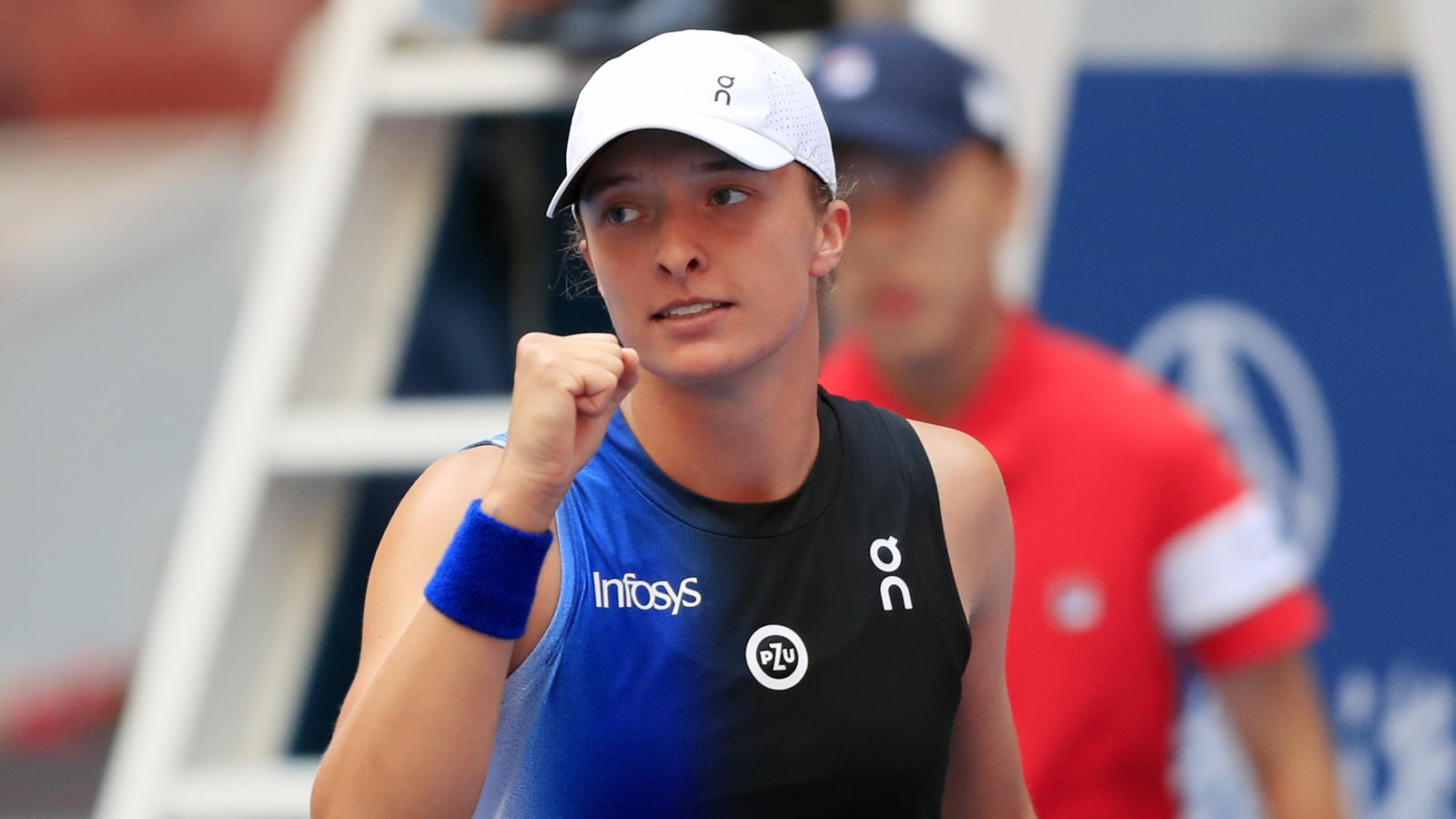 Tennis Fans React To Swiatek's Choice Of Dress Amid 'Hot Mess' With Dress Code In Cancun