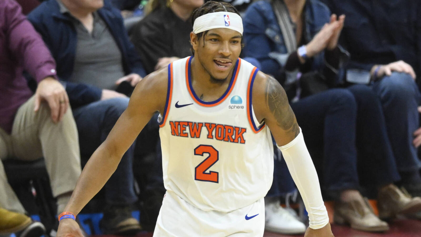 Marathon bench performance leads Knicks to upset win