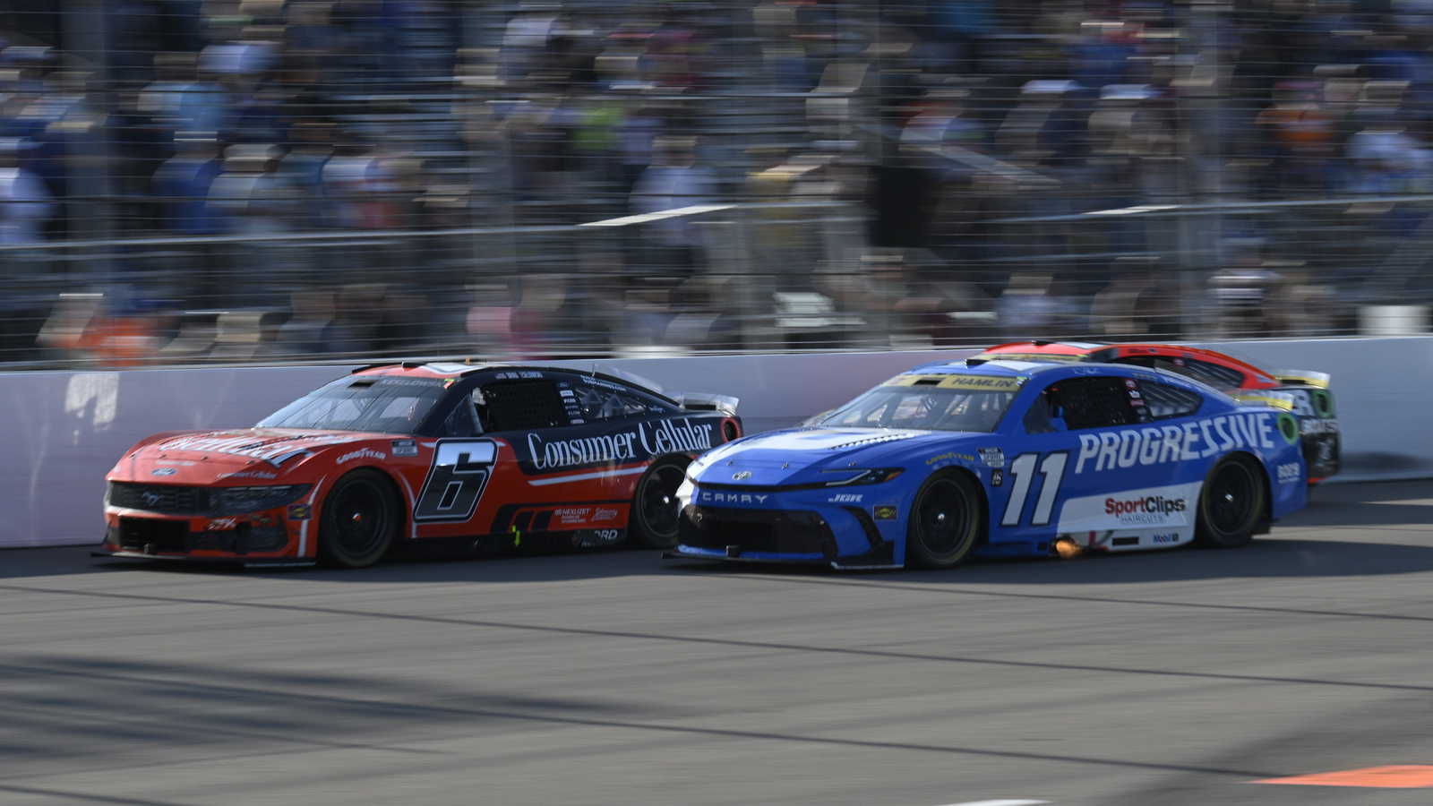 NASCAR at Bristol Weekend Schedule and Highlights