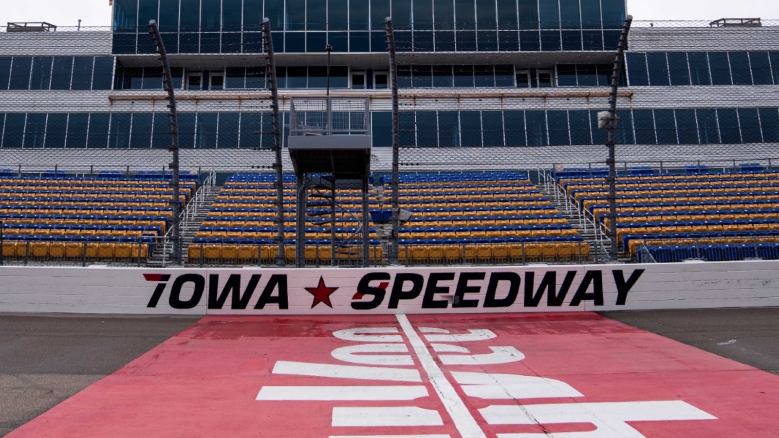 NASCAR Iowa Corn 350: Betting lines for the entire field to win at Iowa Speedway