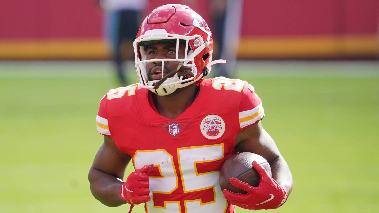 Report: Chiefs RB Clyde Edwards-Helaire unlikely to play vs. Browns