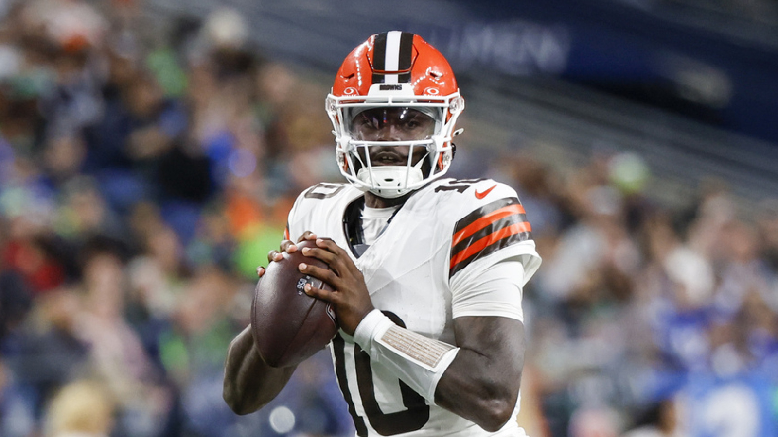 NFL insider suggests Dolphins could roll with dark-horse quarterback
