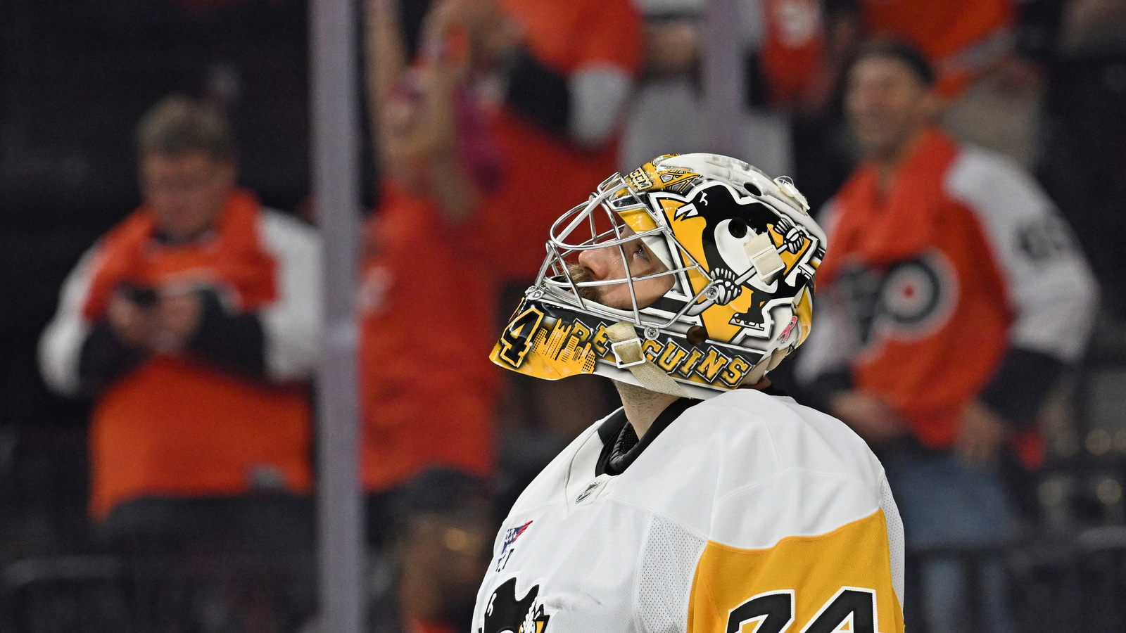 Is Skinner the Insurance Policy Winnipeg Needs to Move Connor Hellebuyck?
