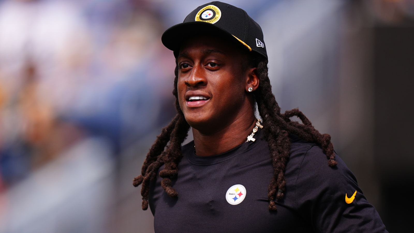 Raiders giving former first-round pick a chance amid injury