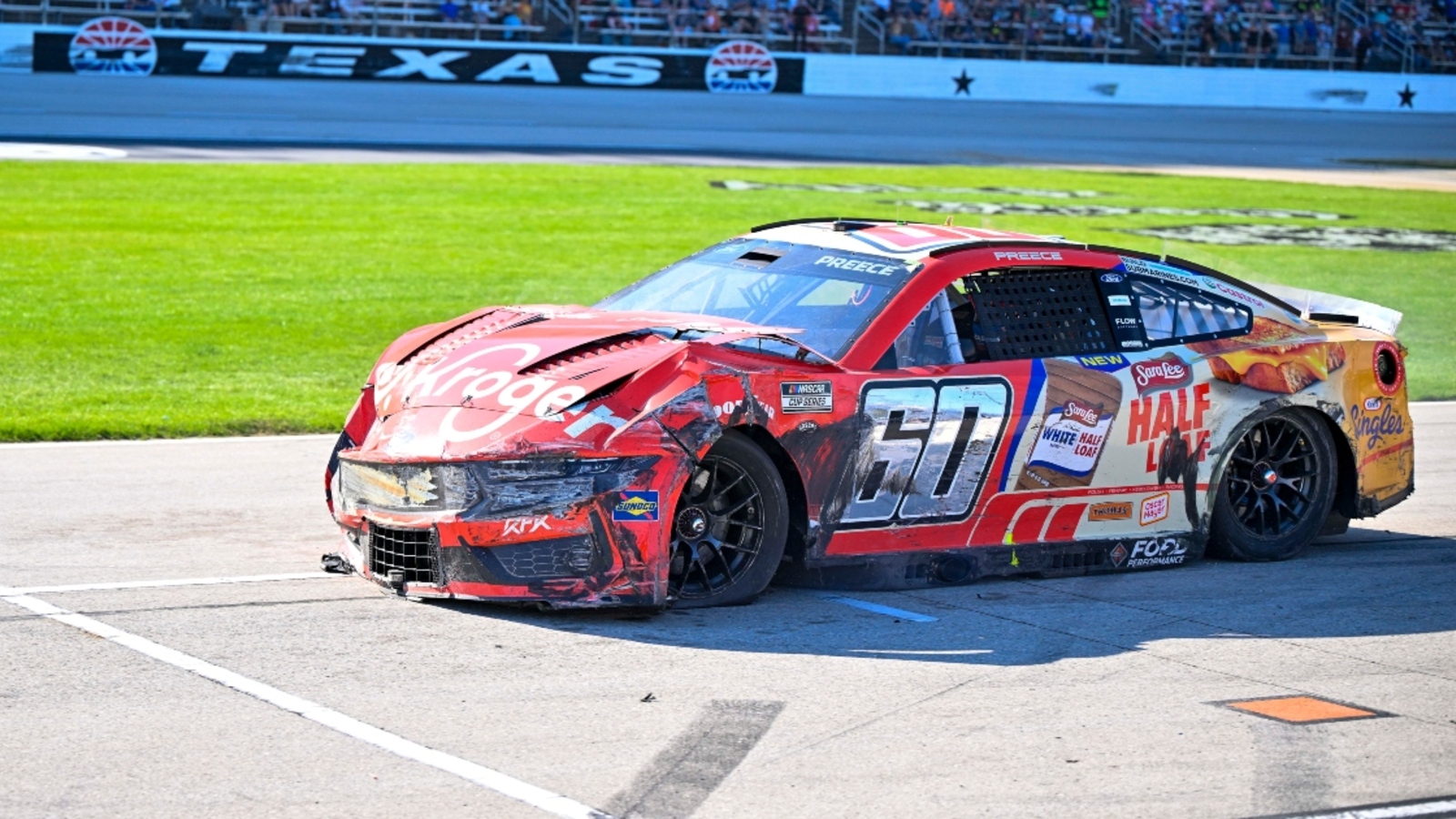 http://www.yardbarker.com/media/8/2/82af2d306973e7f131b2553e66e8ed2099c82977/thumb_16x9/Ryan-Preece-6.jpg