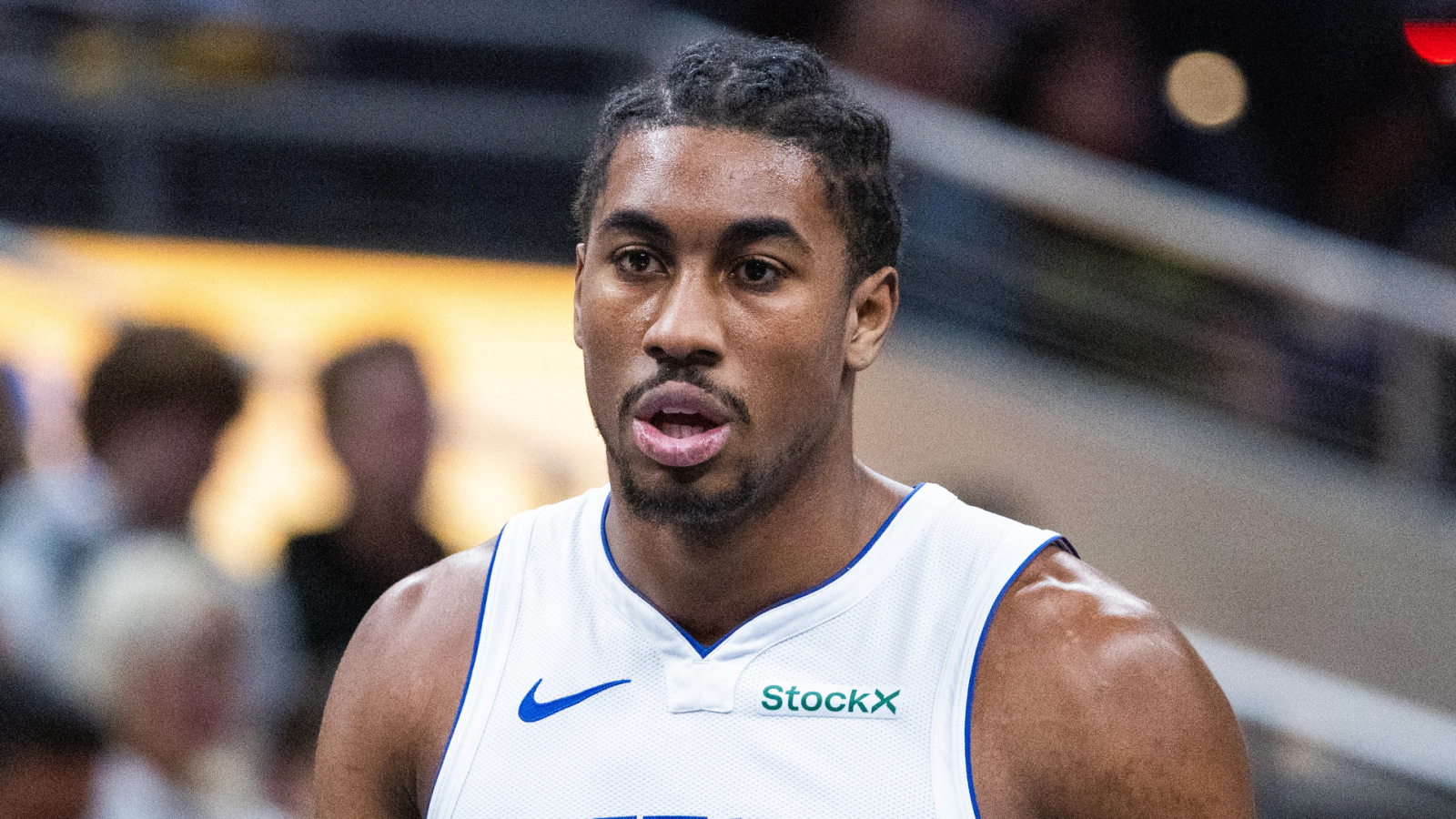 Pistons' Jaden Ivey taken off on stretcher after suffering bad leg injury