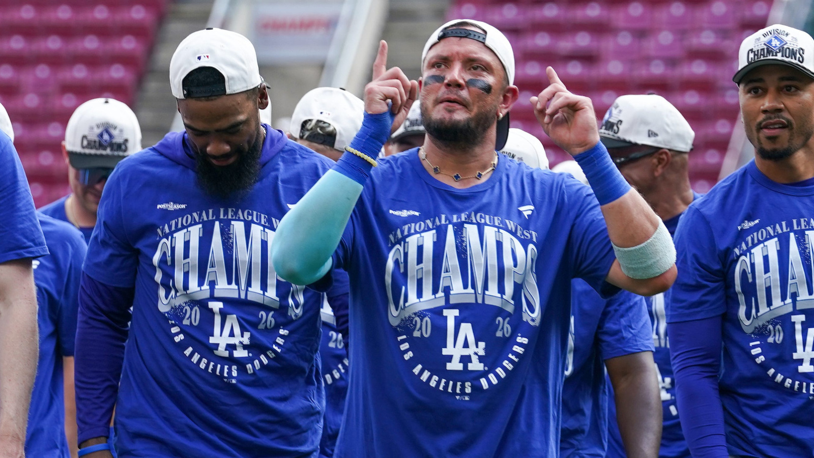 Dodgers clinch fifth straight NL West title, move to top of all-time list