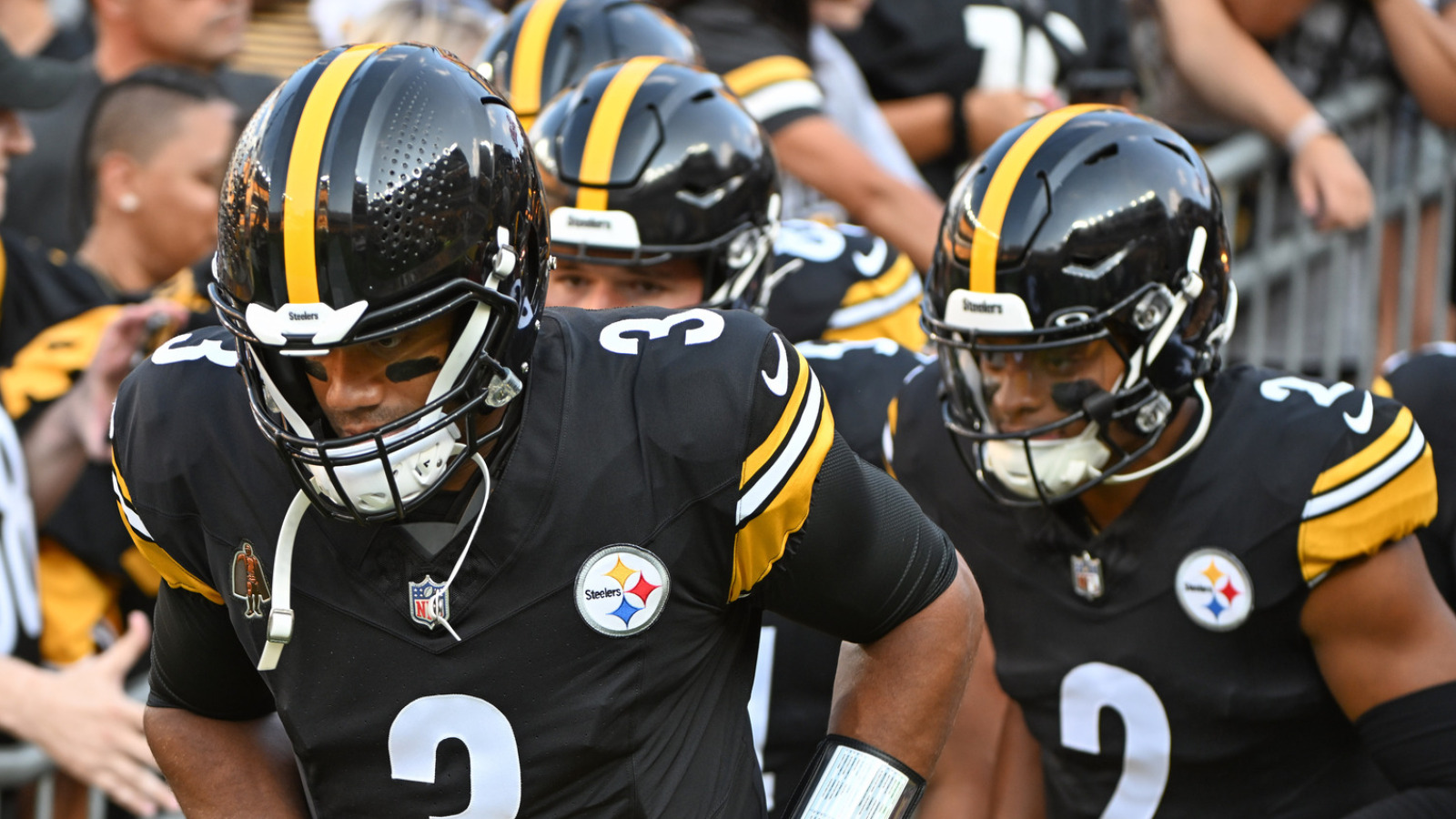 Reporter makes huge claim about Steelers' Russell Wilson, Justin Fields amid red-zone woes