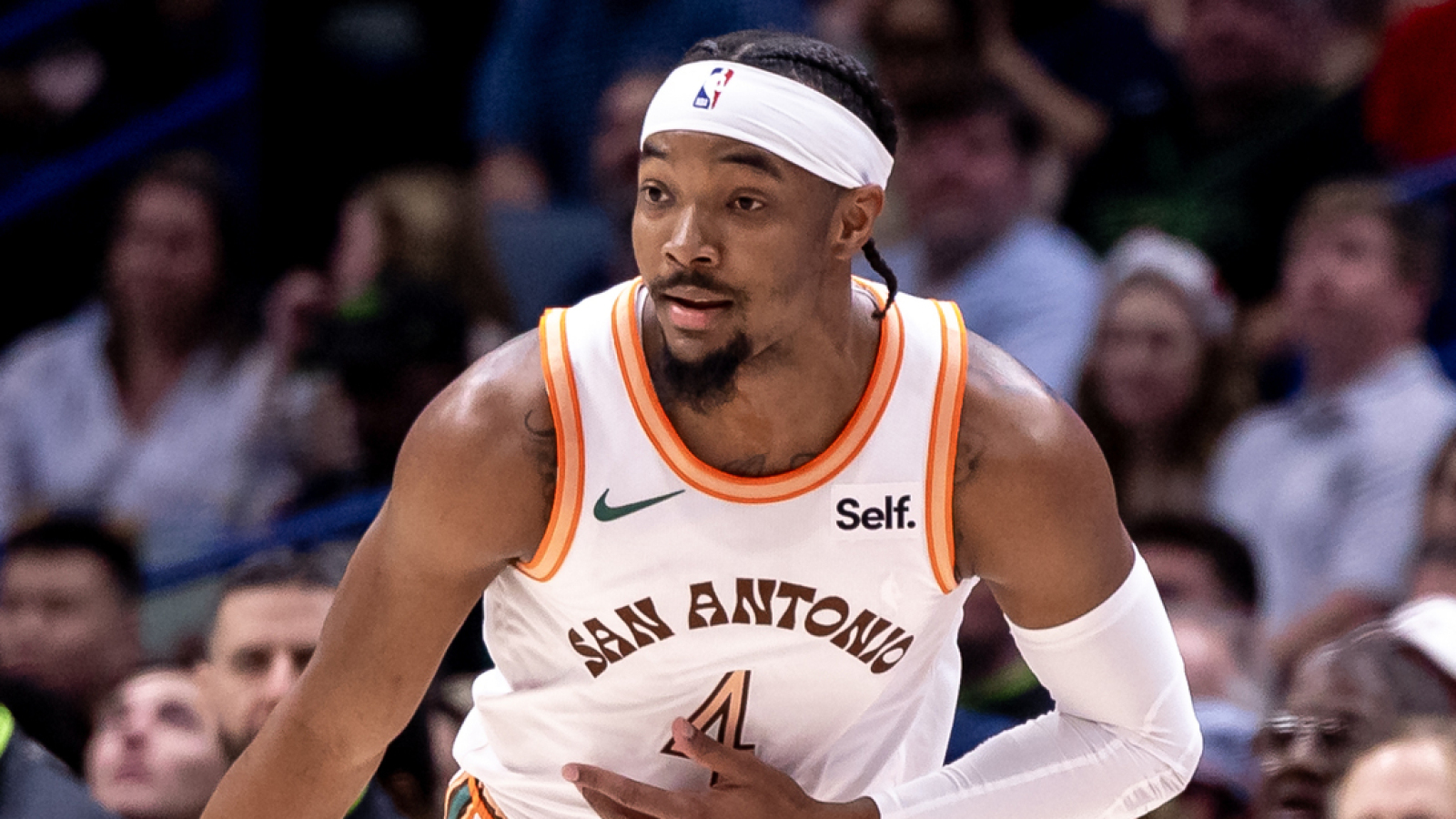Veteran Spurs guard on the move