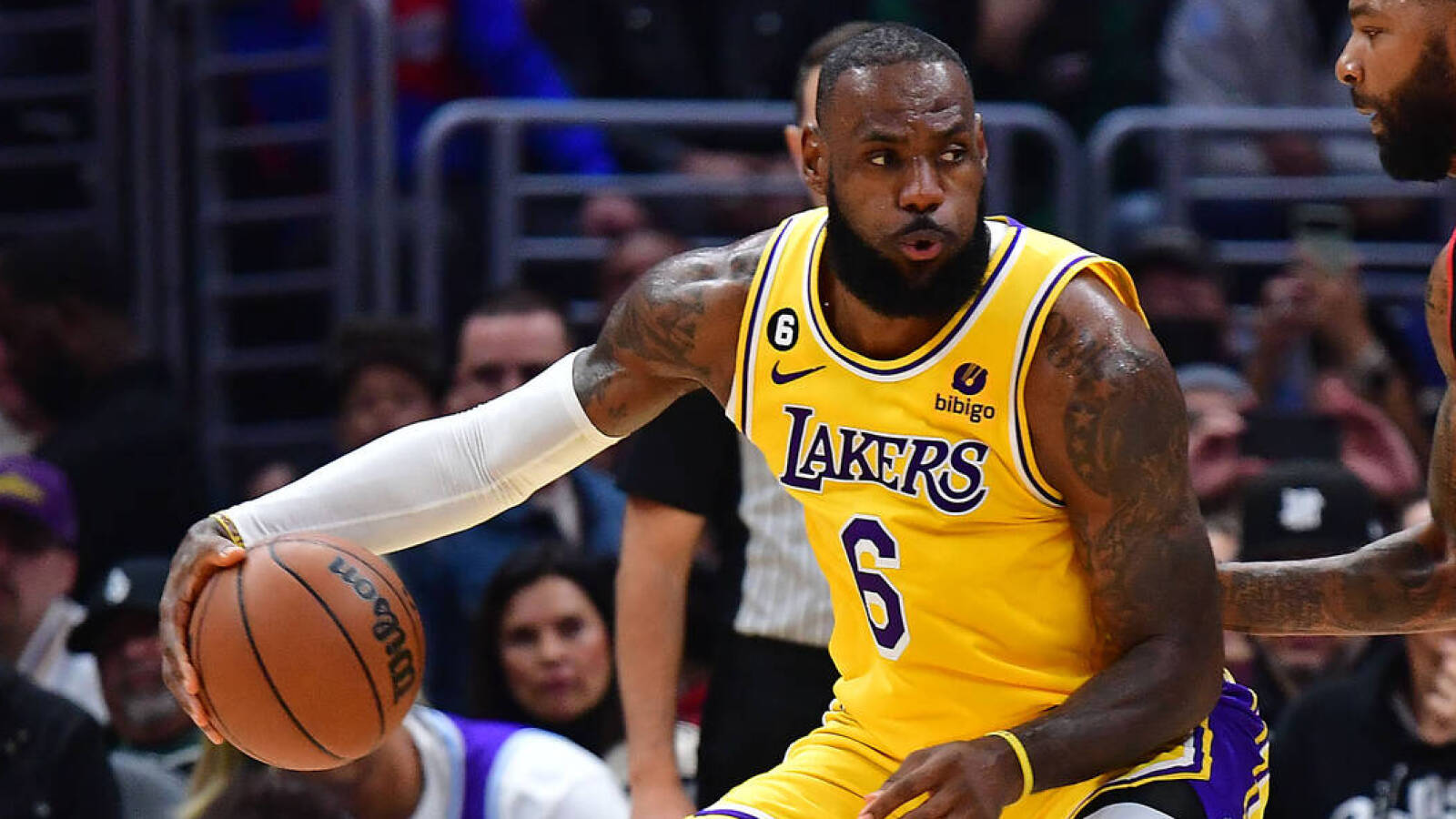 LeBron James expected to return to lineup Friday