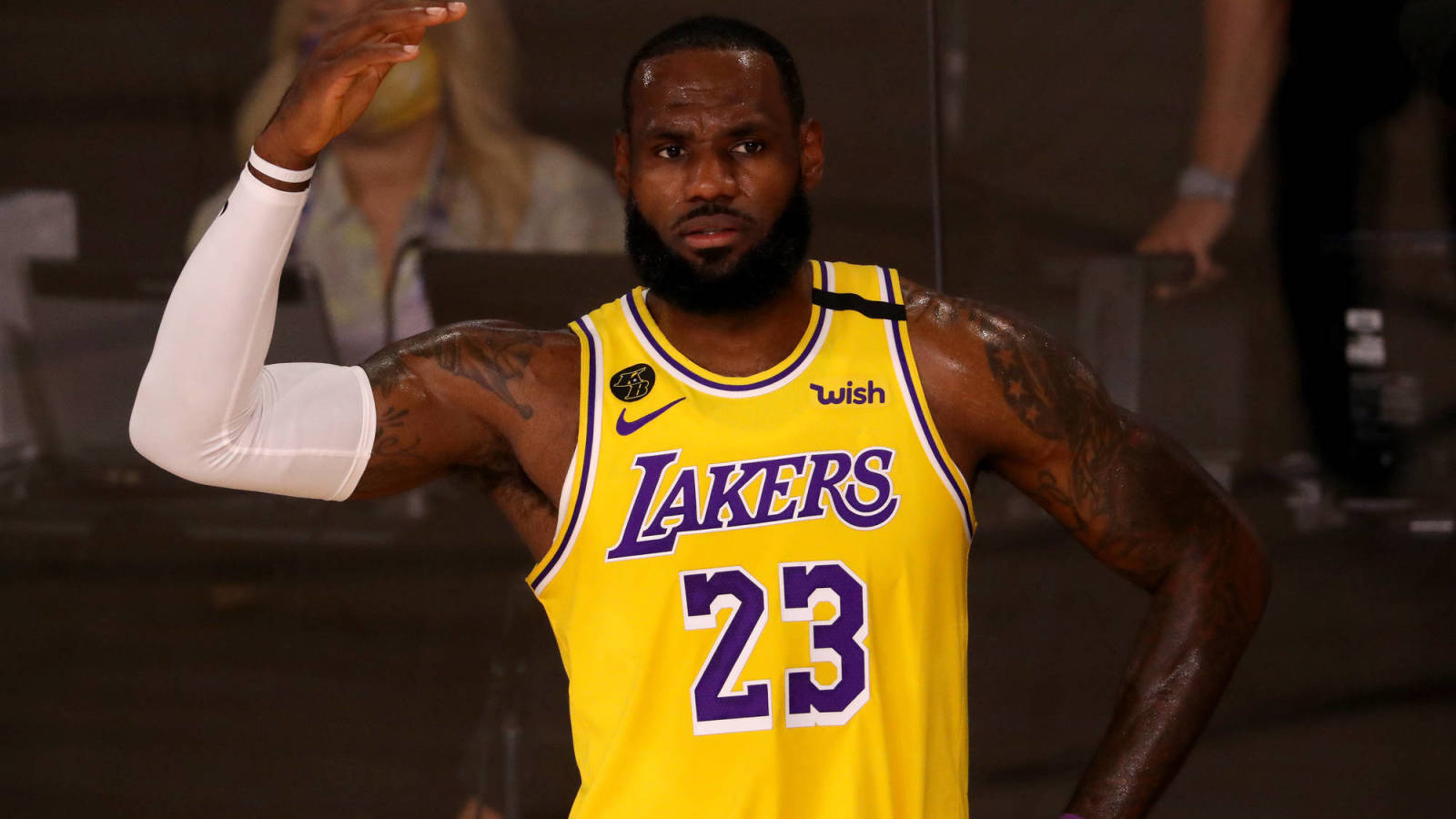 Lebron James Authors Children S Book Titled I Promise Yardbarker
