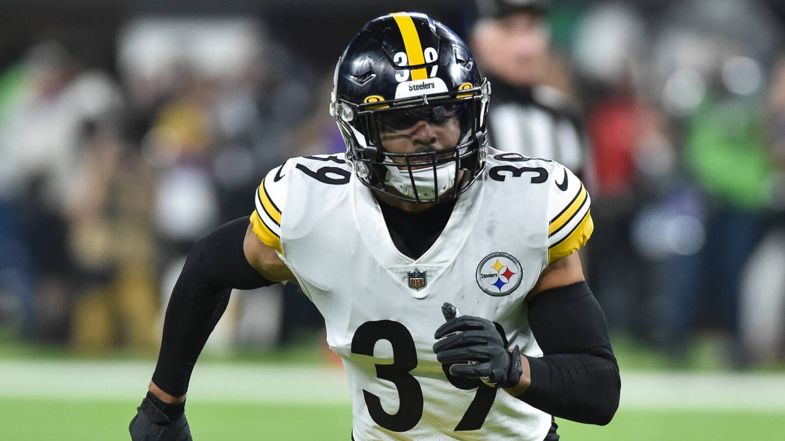 Steelers All-Pro Minkah Fitzpatrick on NFI list with wrist injury following bike mishap