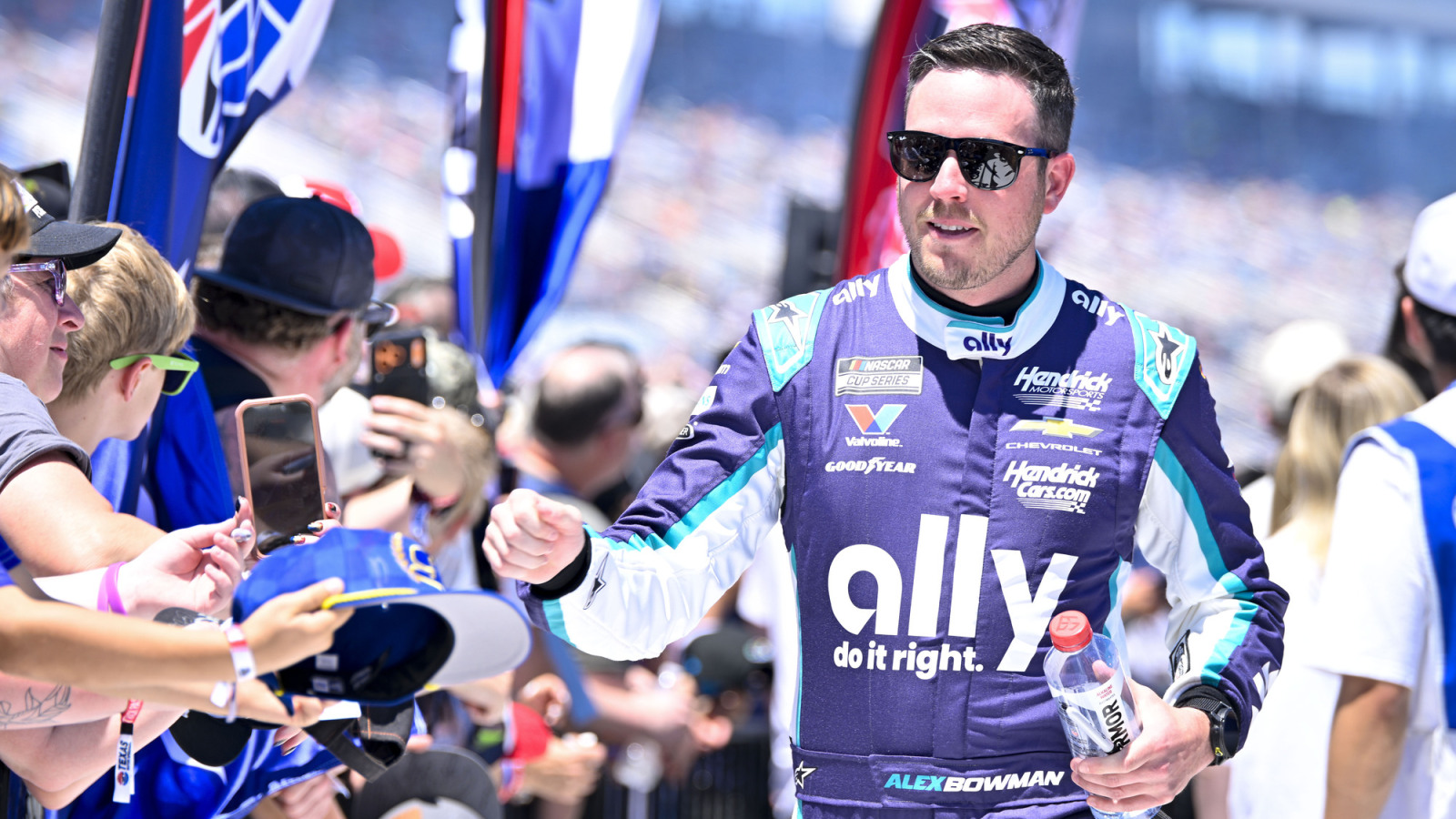 Alex Bowman could be out at Hendrick Motorsports in 2027 in favor of young prospect