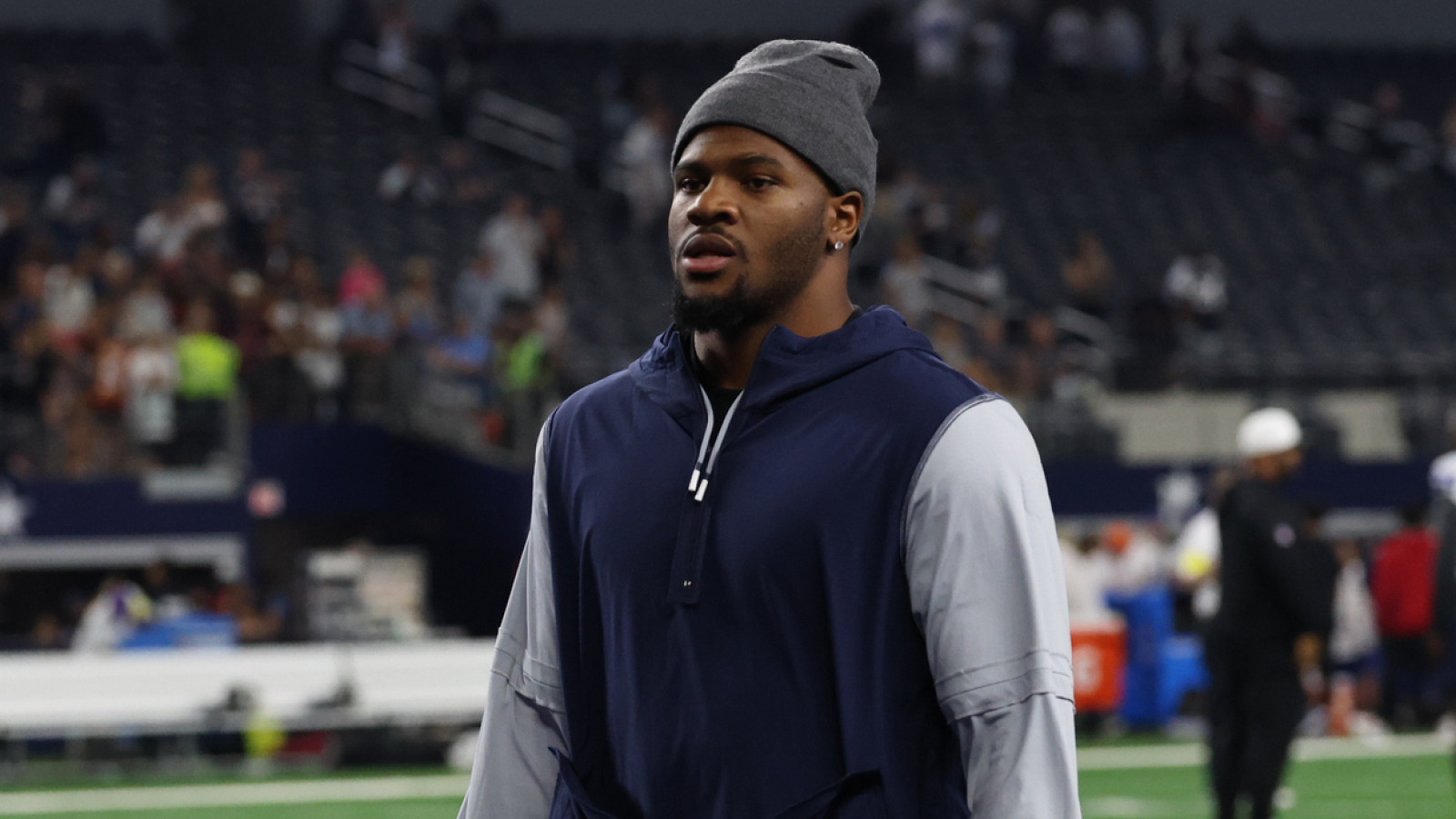 Cowboys' Micah Parsons seen taking bizarre action in preseason finale
