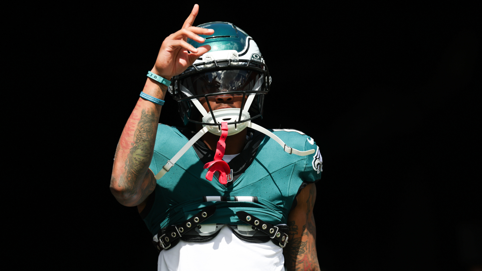 Eagles star makes curious comment about offensive play calls