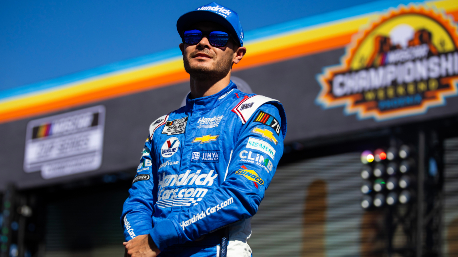 Kyle Larson has trouble in Wild West Shootout, forgets his gear in New Mexico