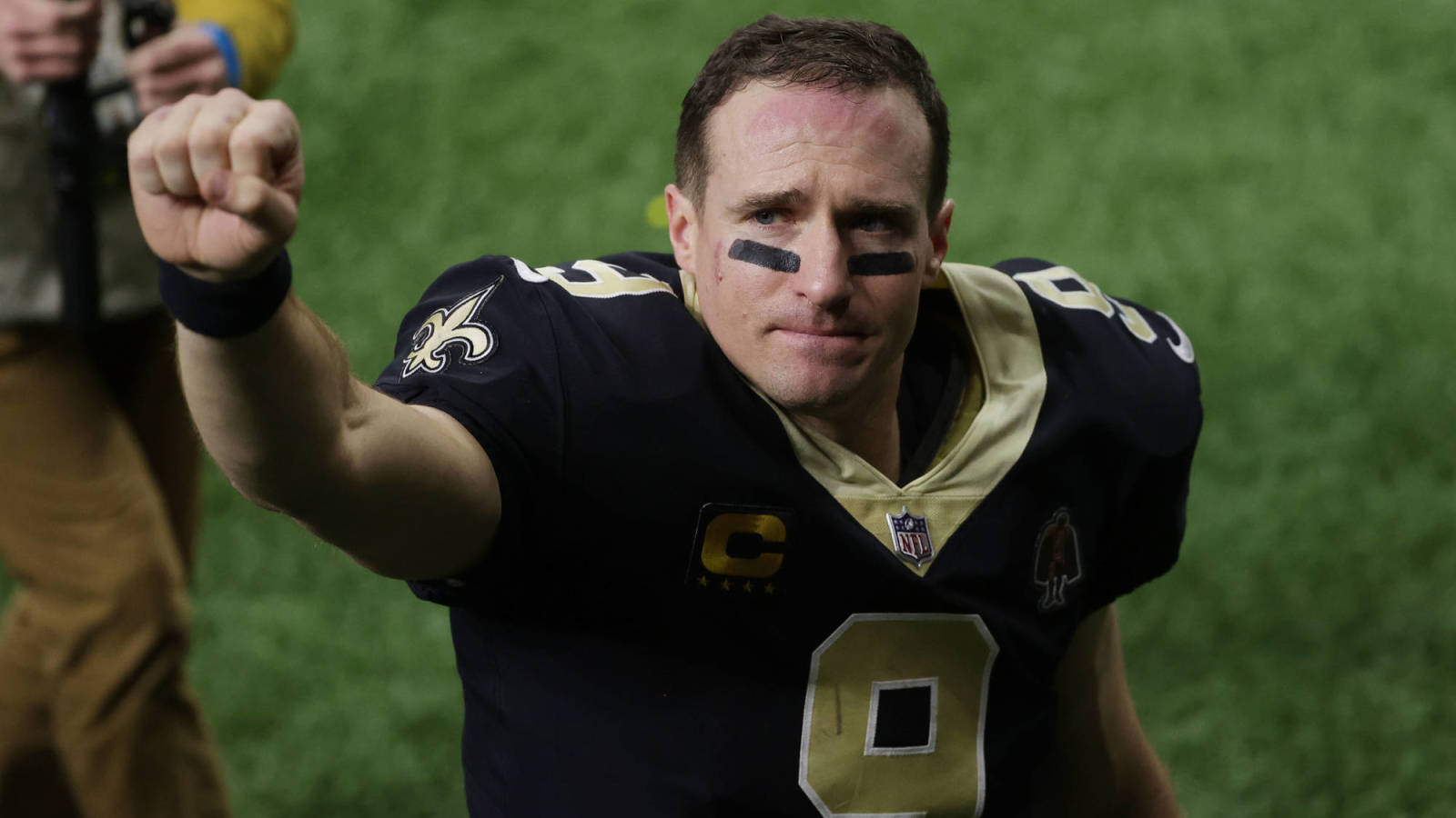 Brees To Make Retirement Decision In Next Week Or Two Yardbarker Brees To Make Retirement Decision In Next Week Or Two Yardbarker