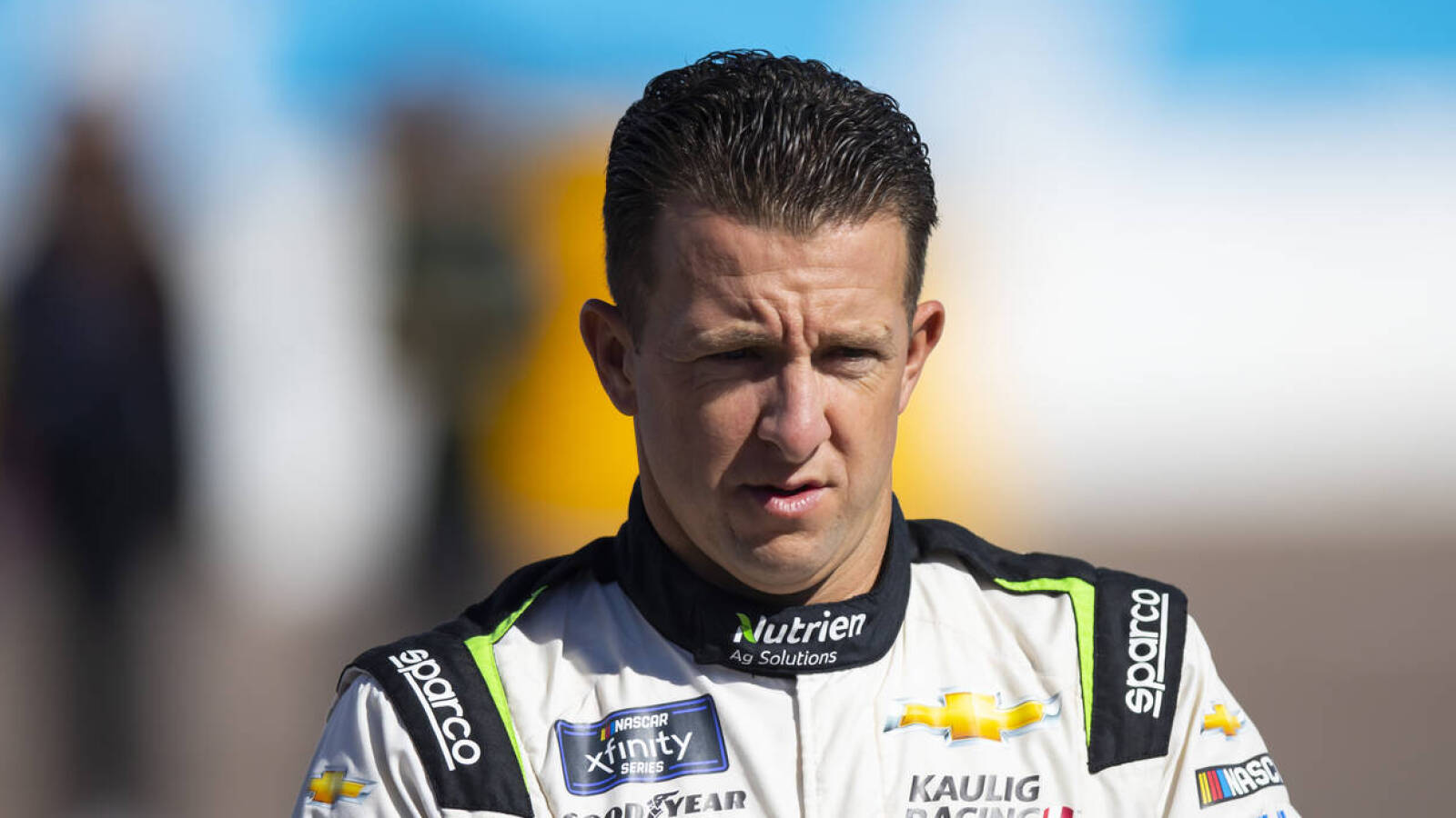 A.J. Allmendinger’s team goes old school after radio goes out