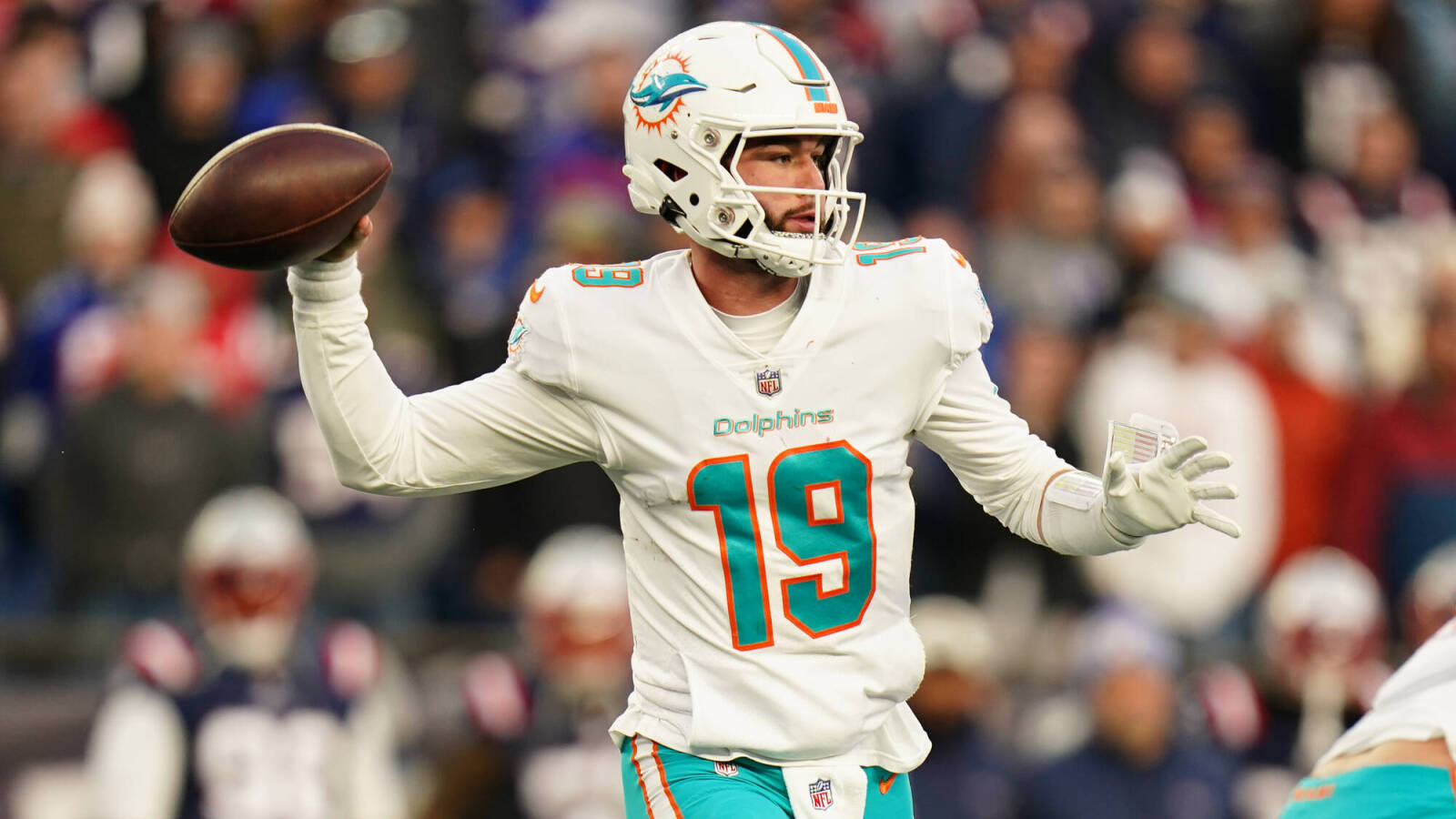 Dolphins to start QB Skylar Thompson in Week 18