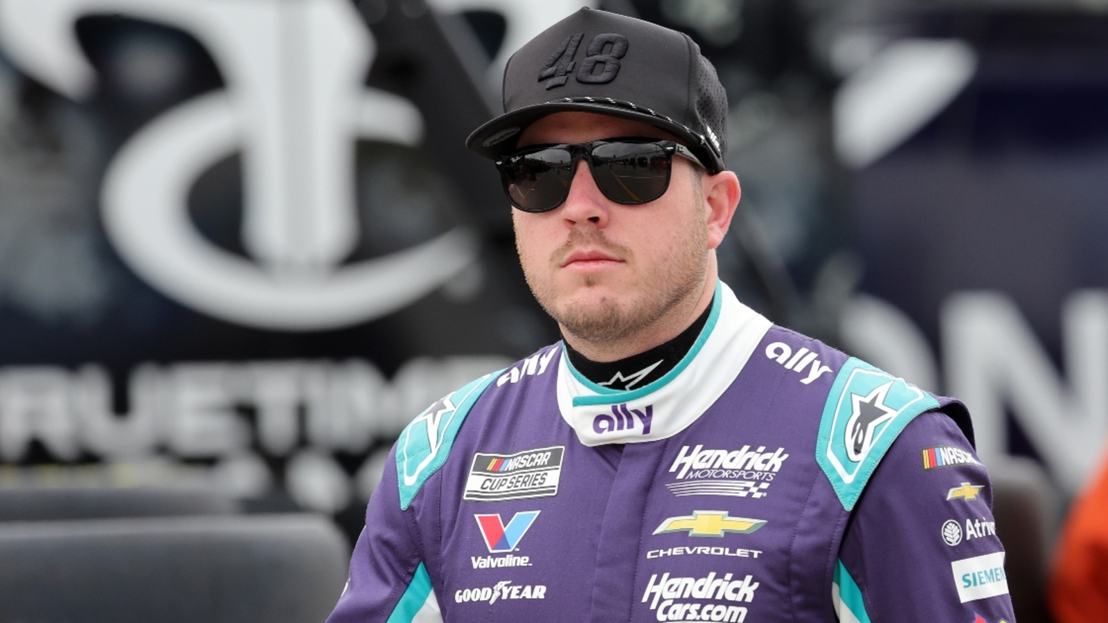 Denny Hamlin reacts to Alex Bowman vertigo absence, Anthony Alfredo performance at Phoenix