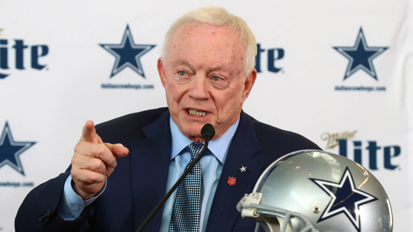 Jerry Jones 'very satisfied' with Cowboys' COVID-19 vaccination rate 1 Jerry Jones 'very satisfied' with Cowboys' COVID-19 vaccination rate