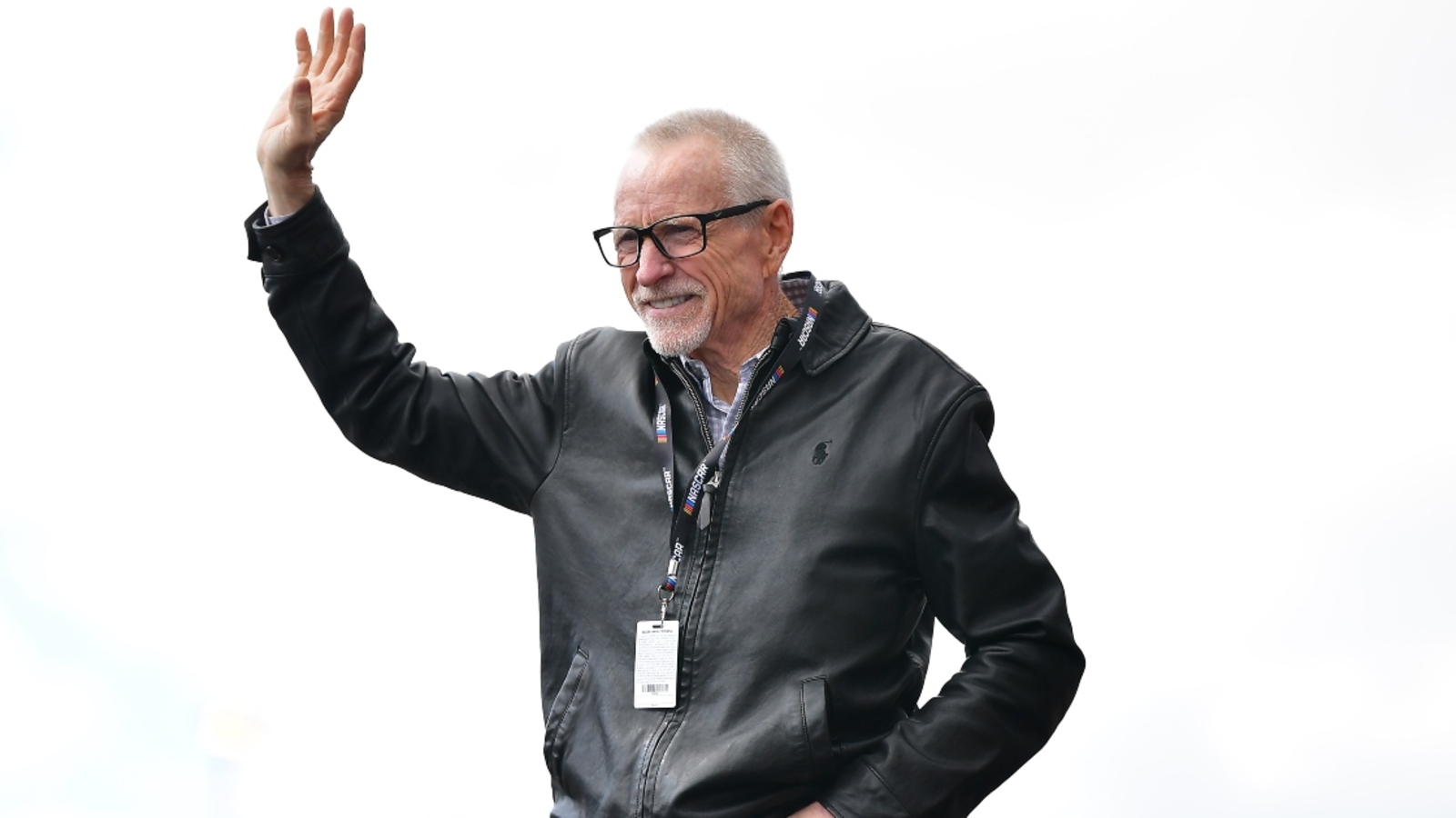 NASCAR insiders weigh in on raging playoff debate surrounding Mark Martin, committee