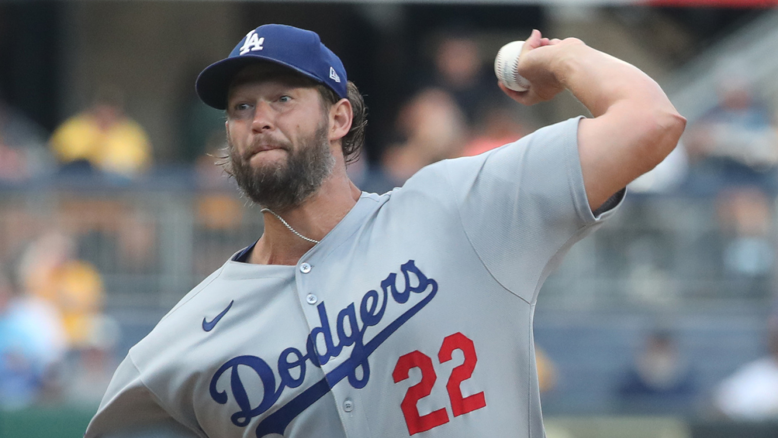 Clayton Kershaw sets milestone in much-needed win for Dodgers