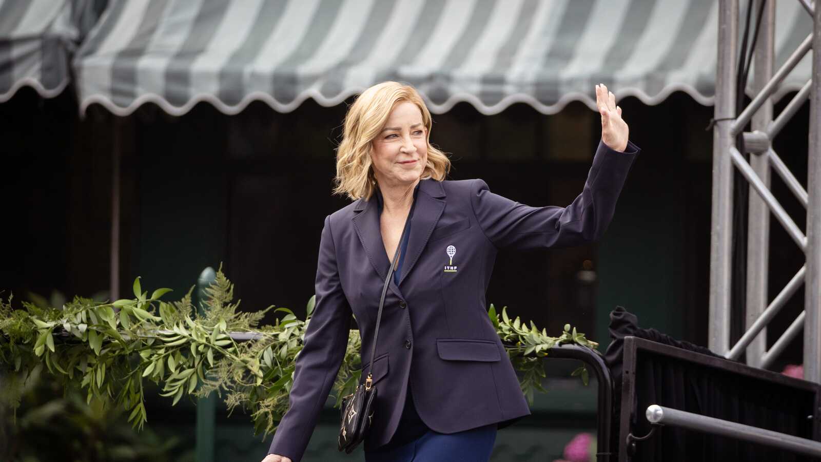 'Grateful for everyday': Chris Evert shares picture of cancer treatment with humble caption