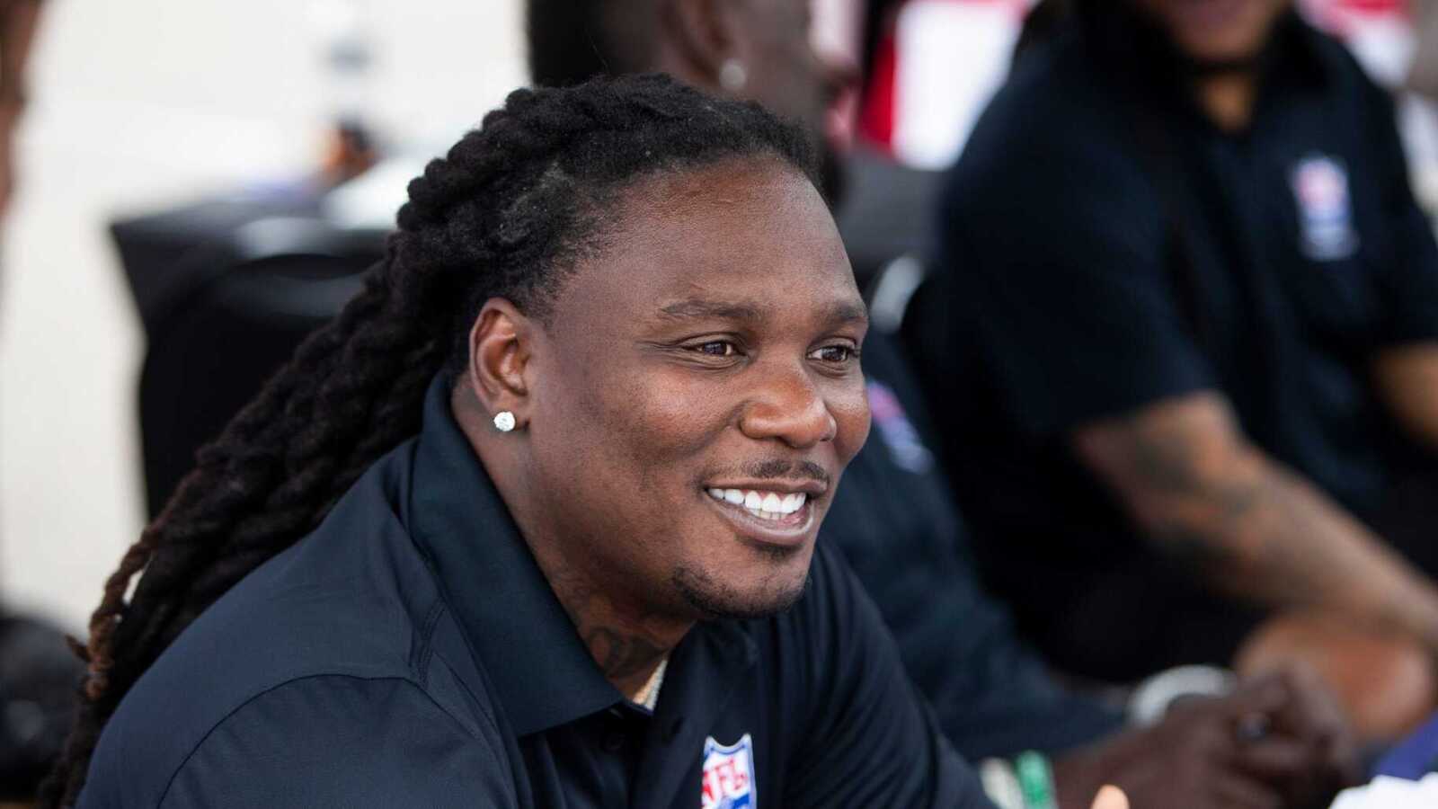 Chris Johnson announces ALS diagnosis and says he will fight the disease