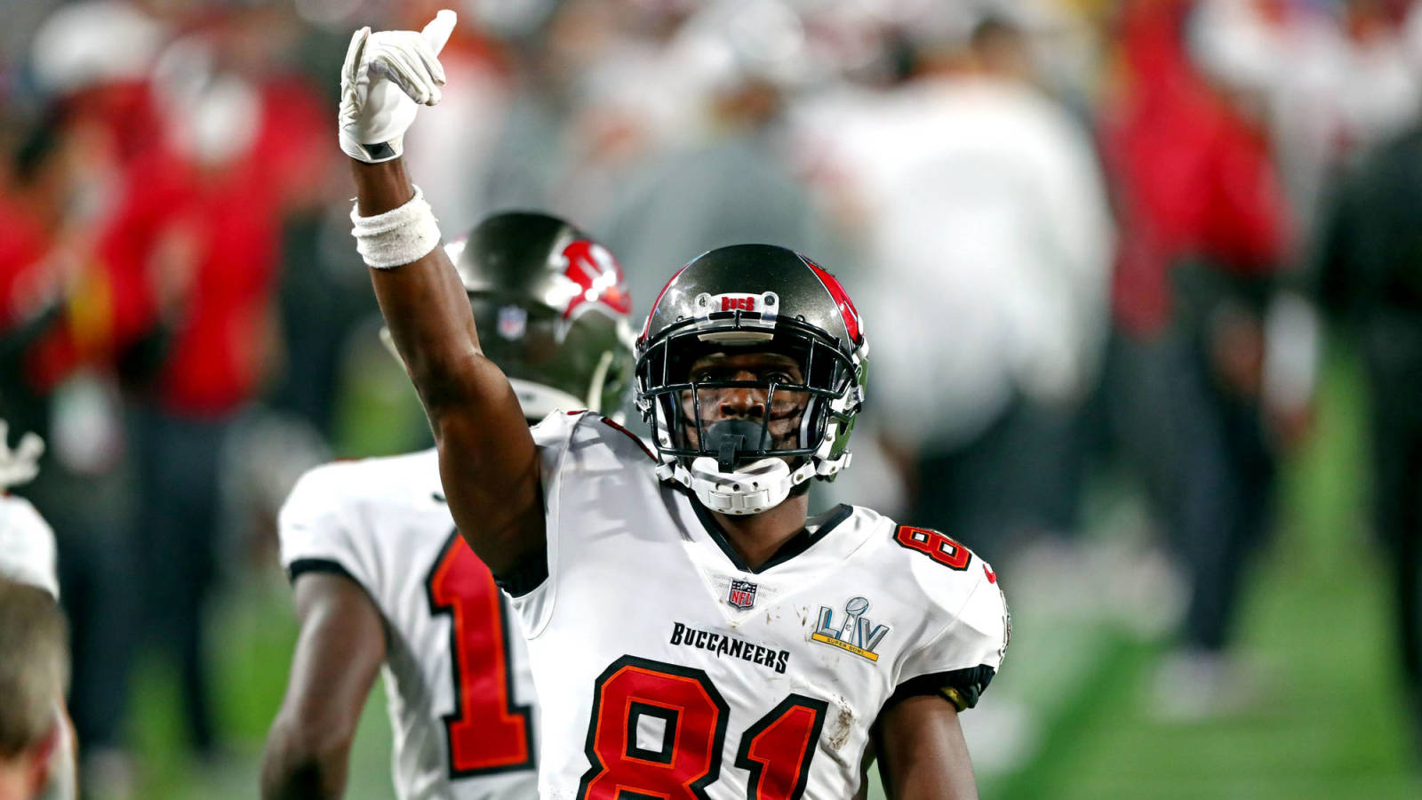 Seahawks might be 'swooping in' on Antonio Brown to satisfy Russell Wilson? - NewsOpener Seahawks might be 'swooping in' on Antonio Brown to satisfy Russell Wilson?