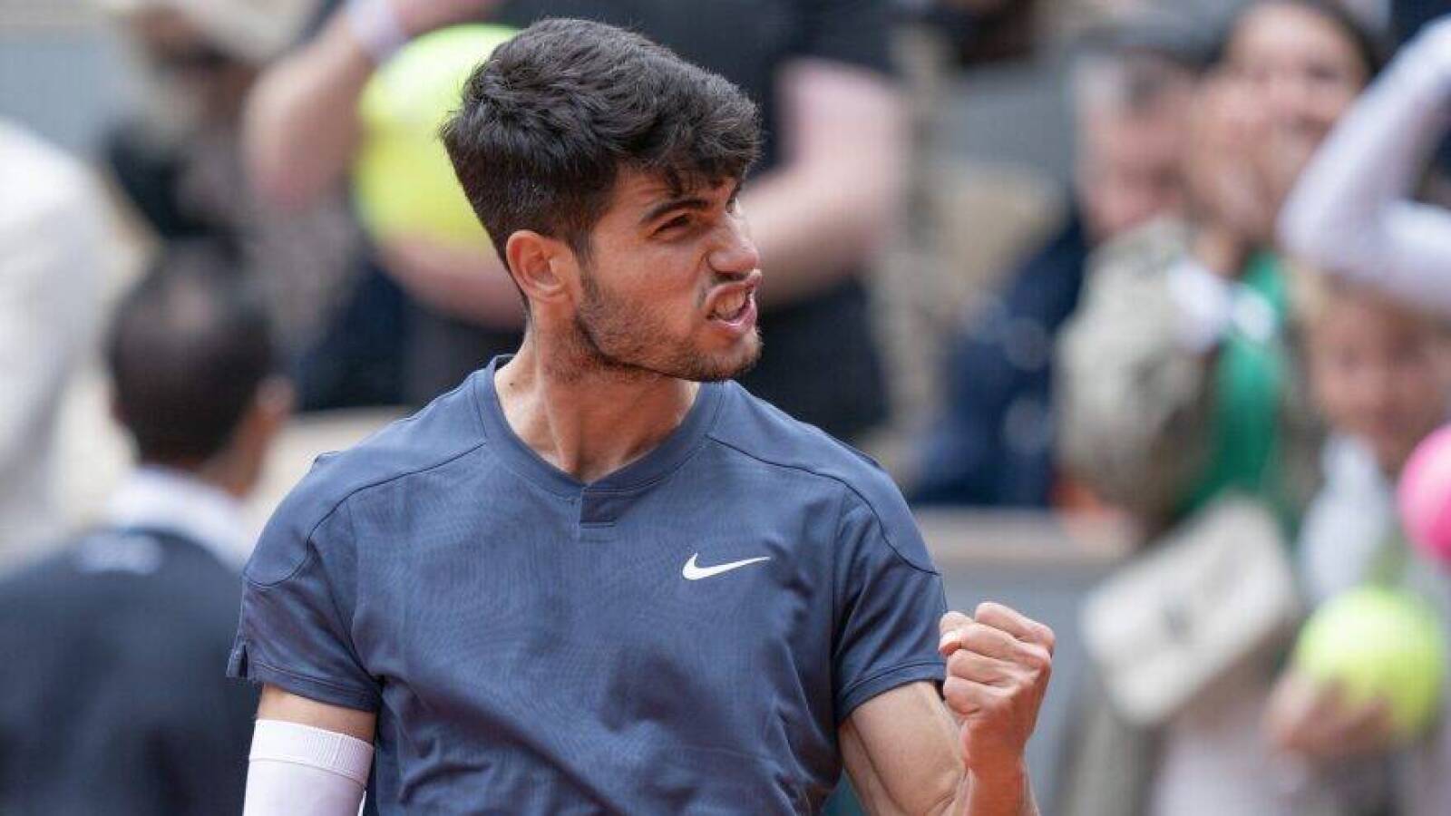 Carlos Alcaraz promises kangaroo tattoo if he wins Australian Open