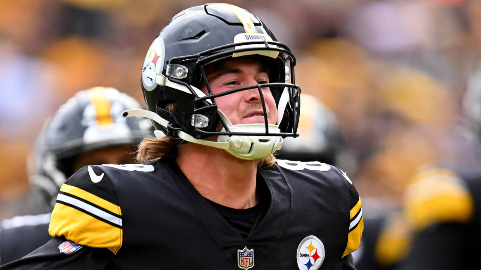 Steelers reportedly sticking with Kenny Pickett over Mitchell Trubisky