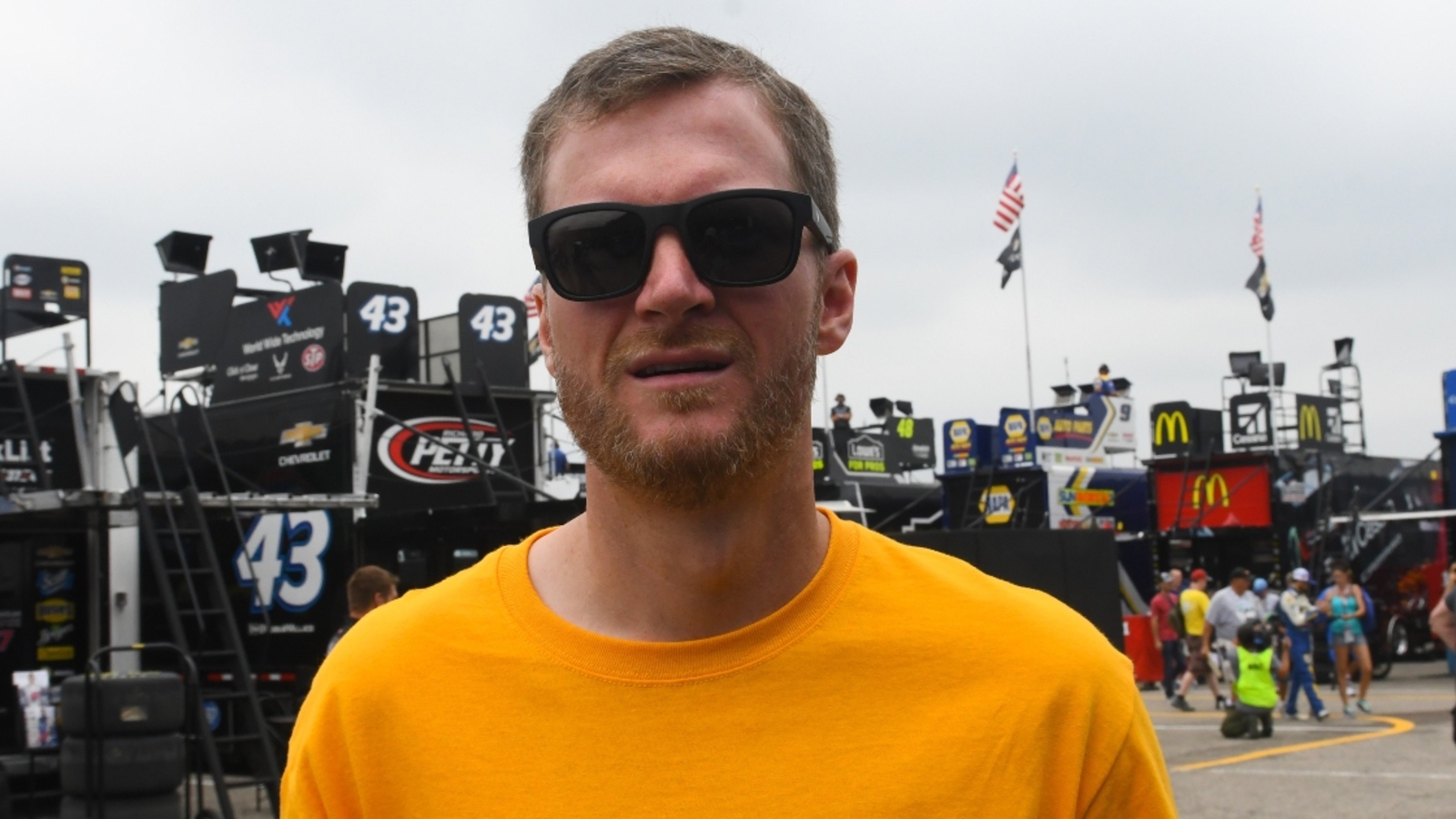 Dale Earnhardt Jr. admits he has the ‘yips’ in qualifying at Florence