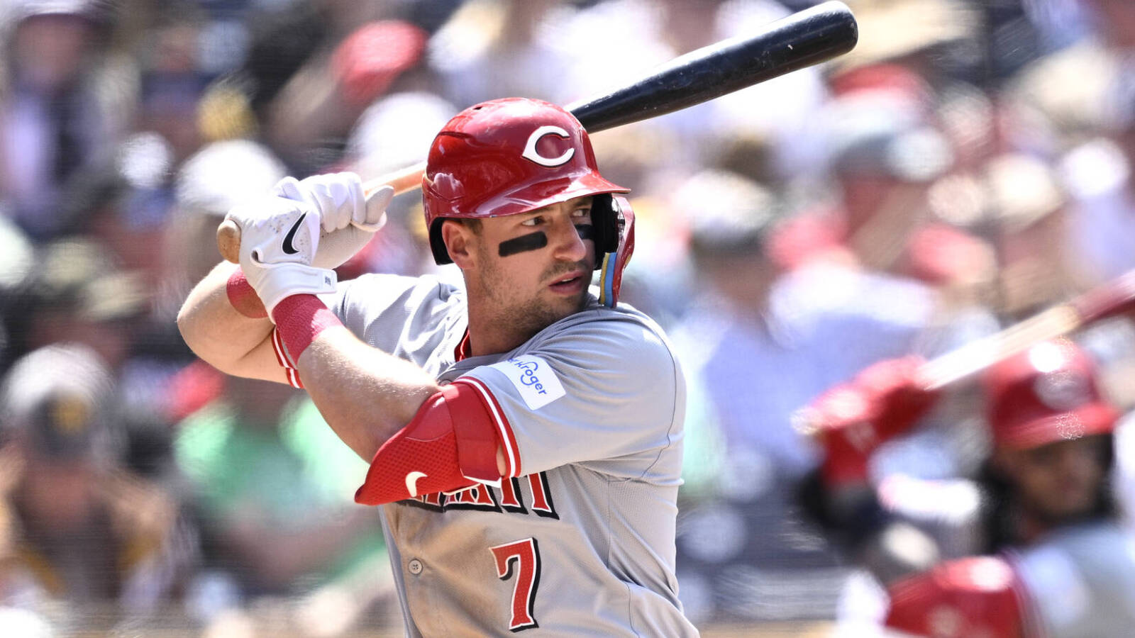 Reds' Spencer Steer hit a foul ball directly to one unlikely fan: 'It was pretty wild'