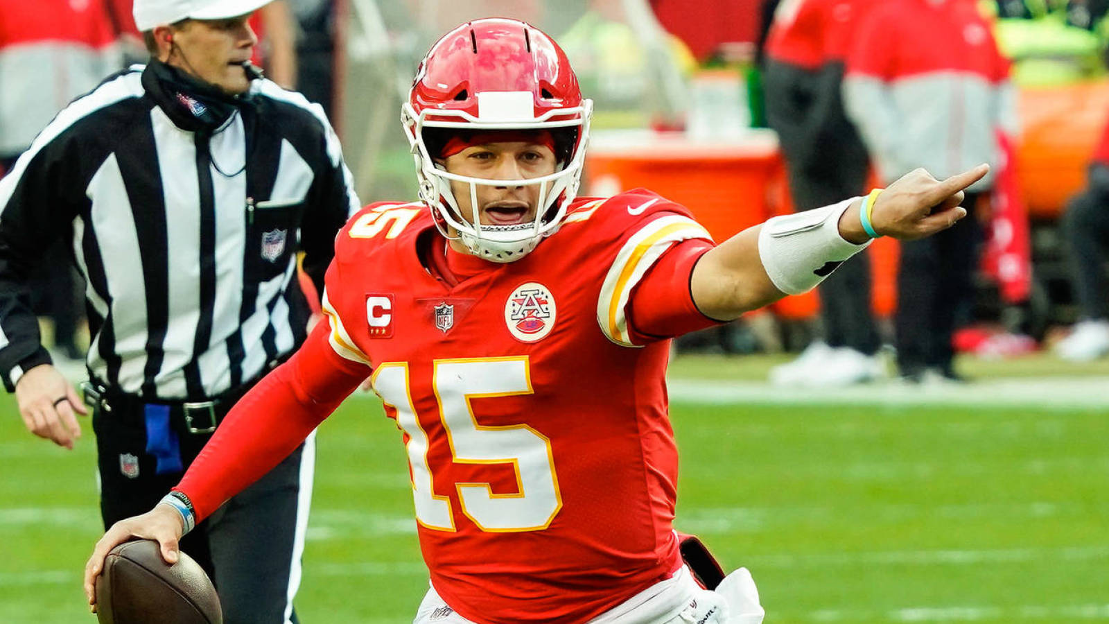 Mahomes Dealing With Toe Injury That Could Require Surgery Yardbarker