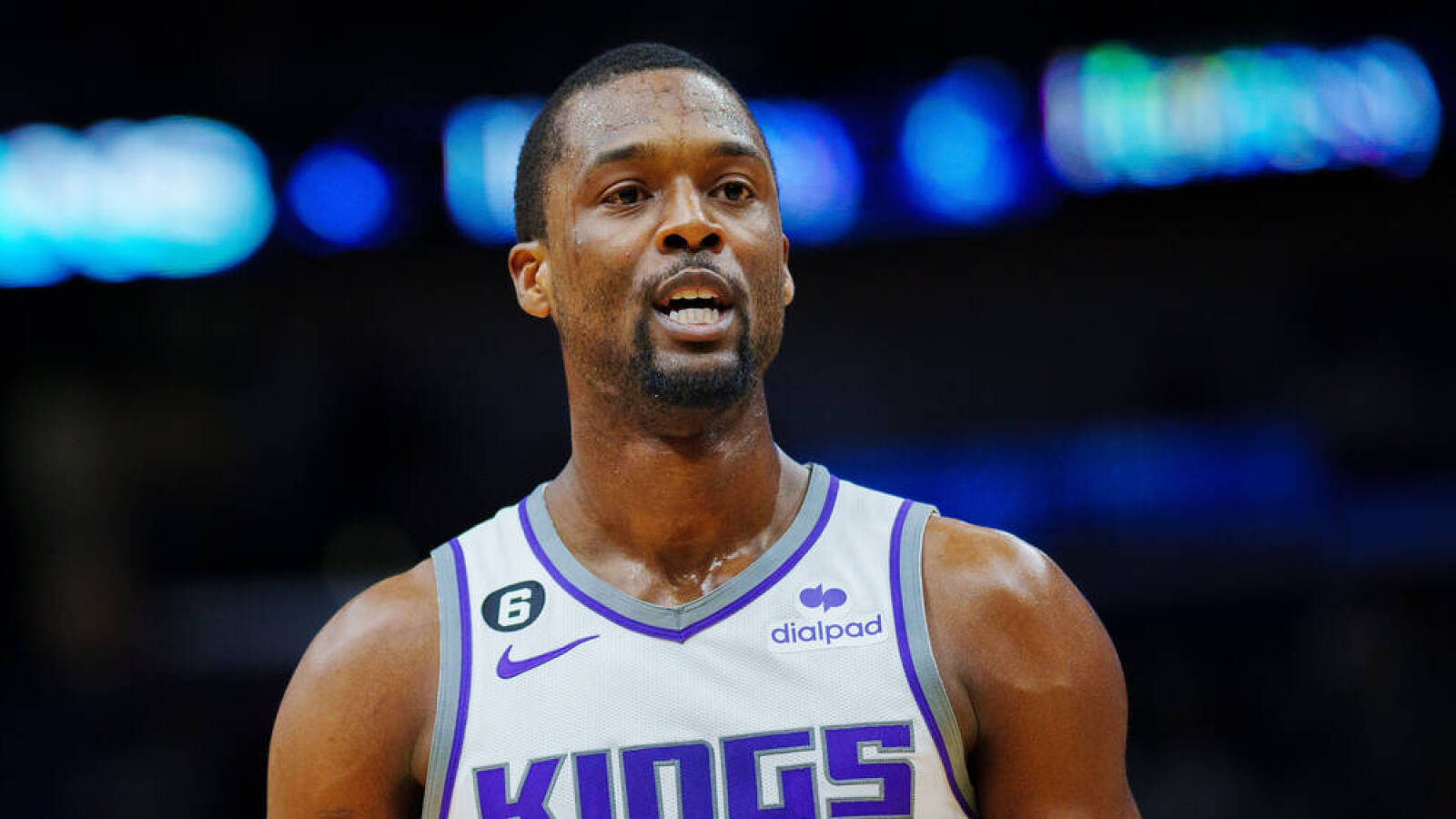 Harrison Barnes stays with Kings on three-year, $54 million extension