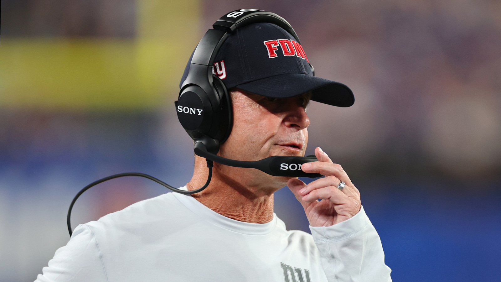 Giants sign insurance QB after season-ending Jaxson Dart injury