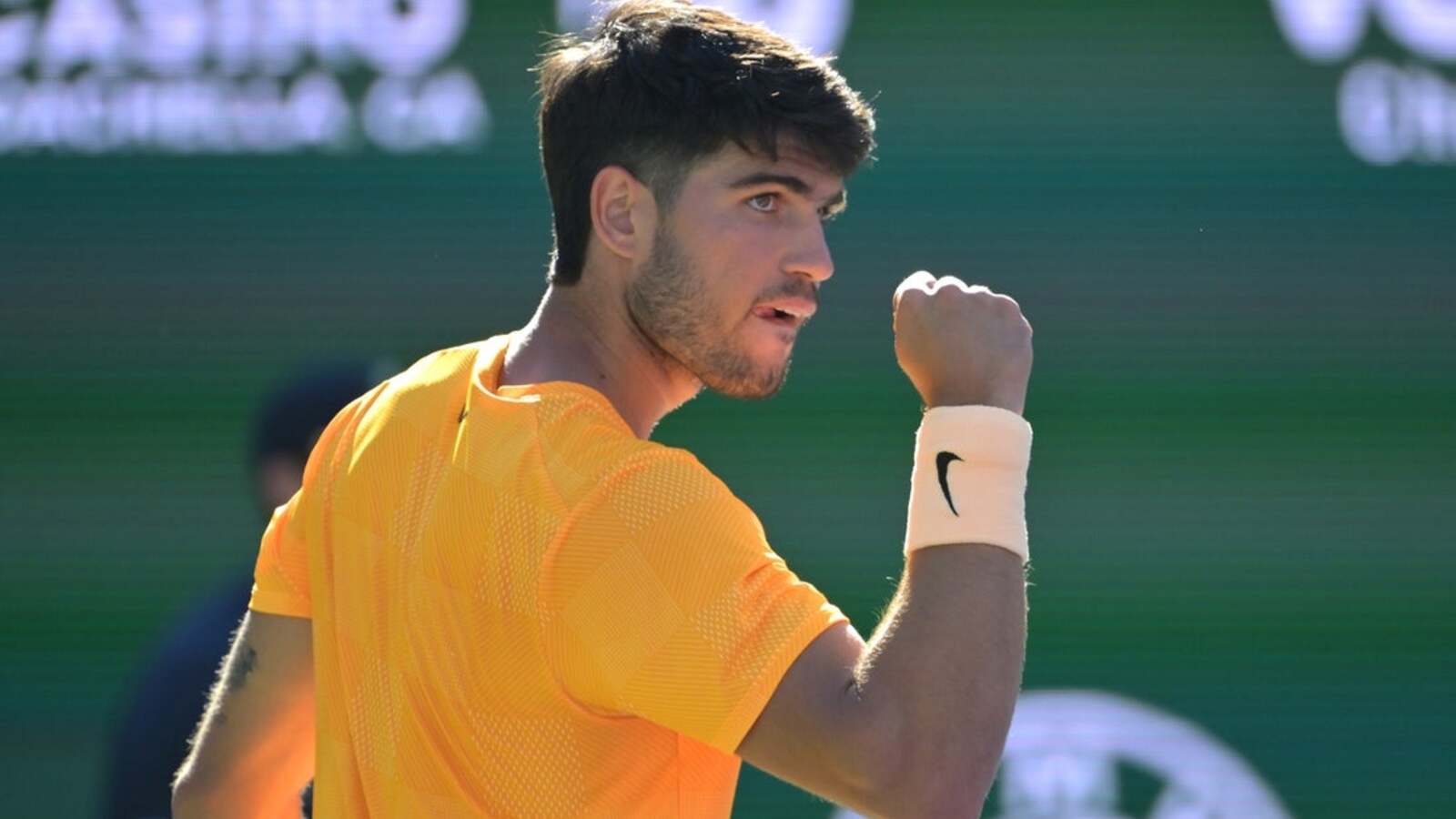 Carlos Alcaraz withdraws with wrist injury in Barcelona