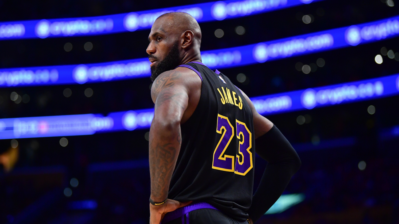 LeBron James’ decision continues to hold up NBA futures market