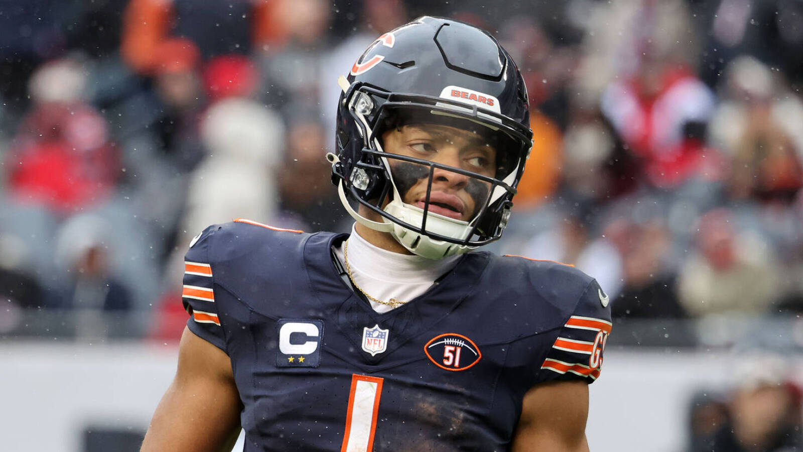 Former Bears executive names 'main problem' with QB Justin Fields' game