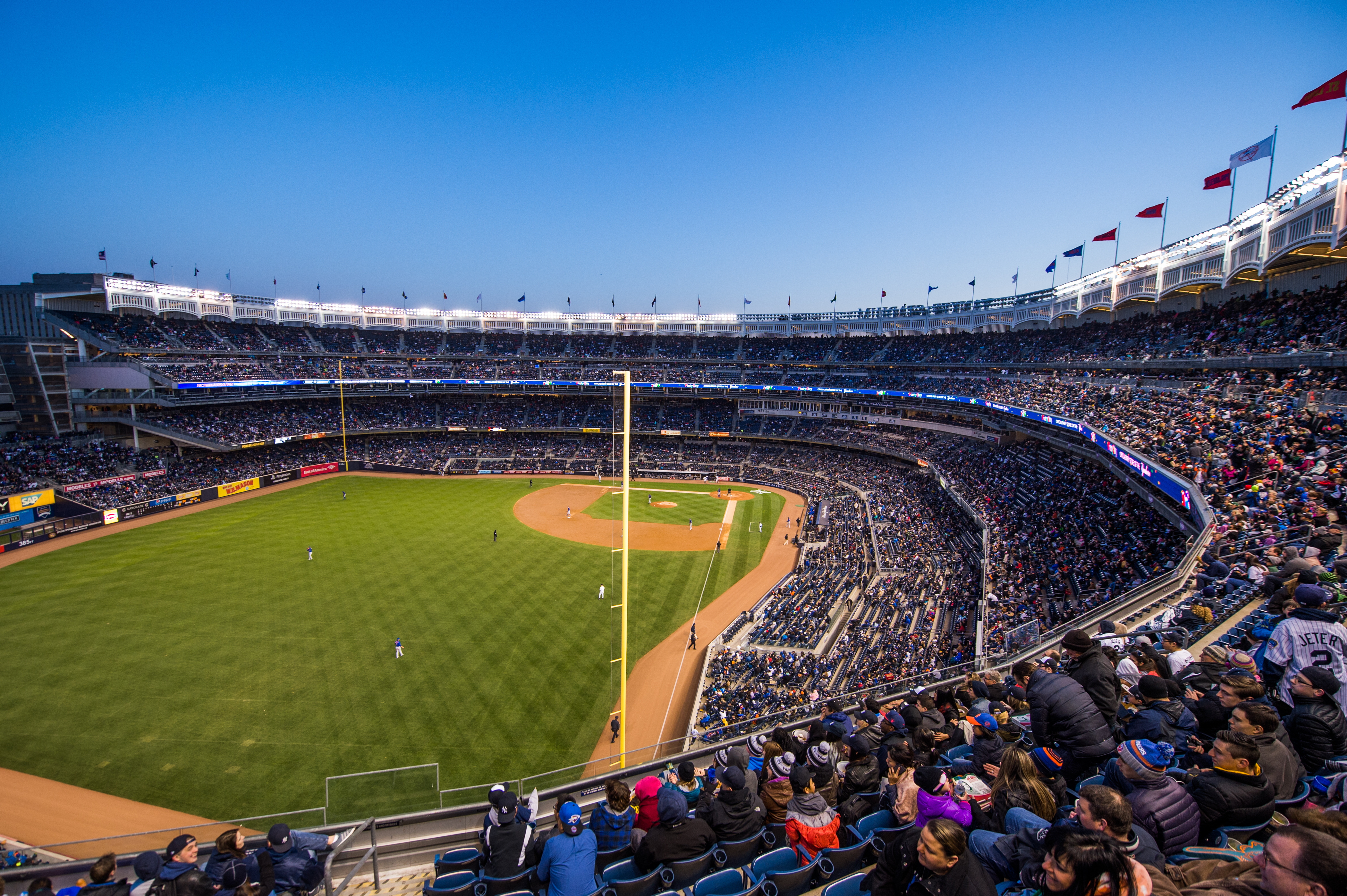 Best and worst MLB stadiums