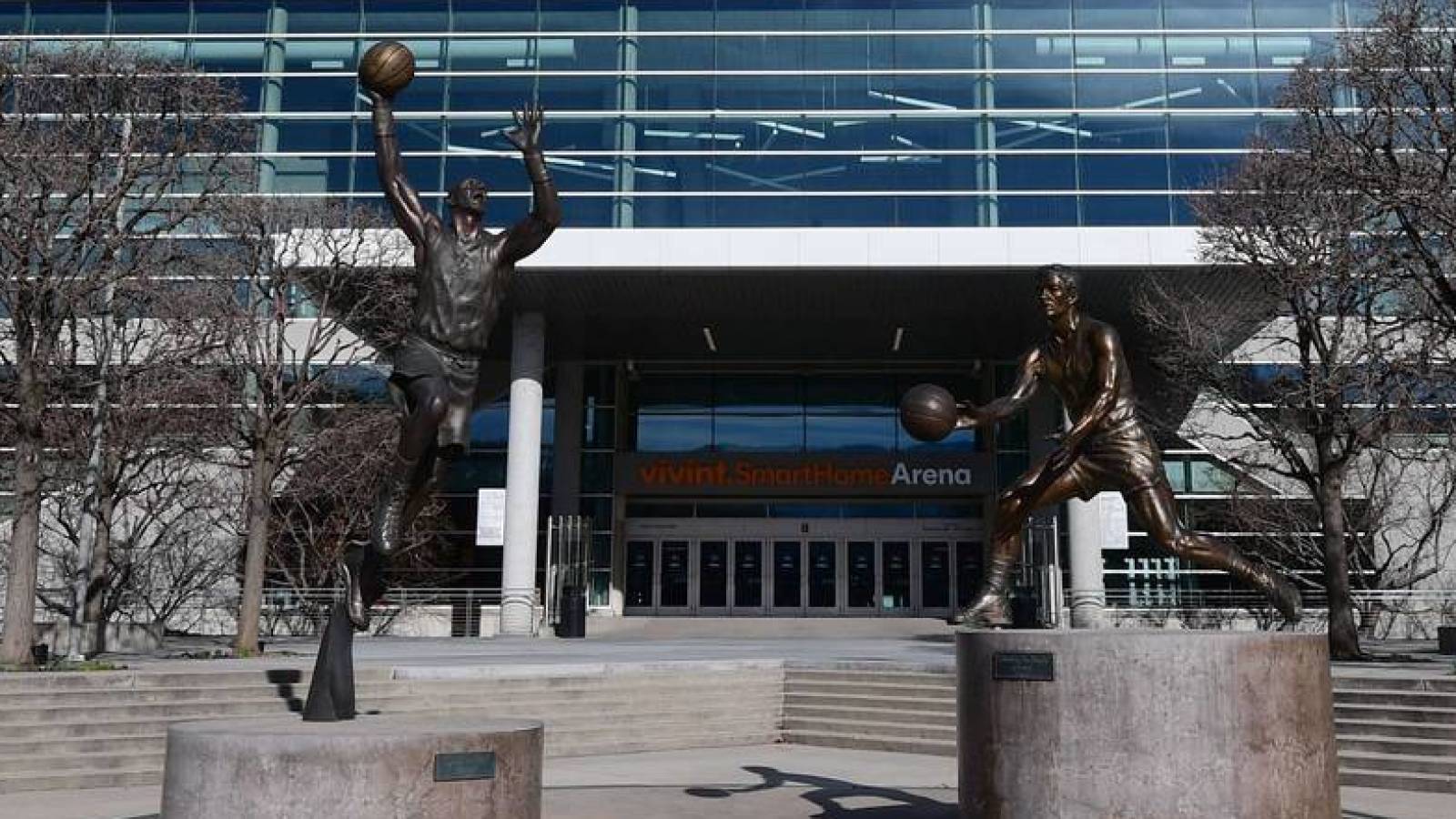 Karl Malone I Played The Chicago Bulls Not Michael Jordan Yardbarker