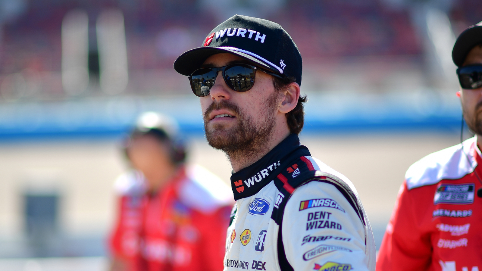 Watch: Chaotic restart leads to big crash in Pennzoil 400