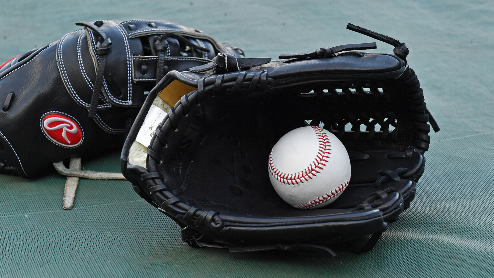 Shinnosuke Ogasawara officially posted for MLB clubs