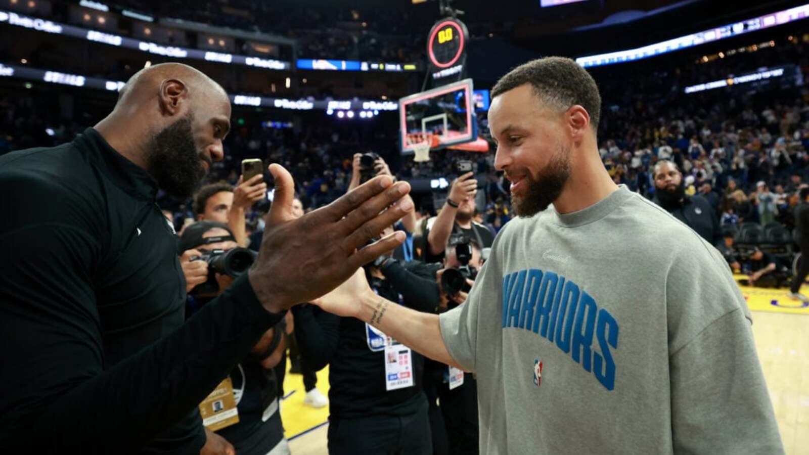 How LeBron James reacted to Stephen Curry wearing his 2013 Nike sneakers