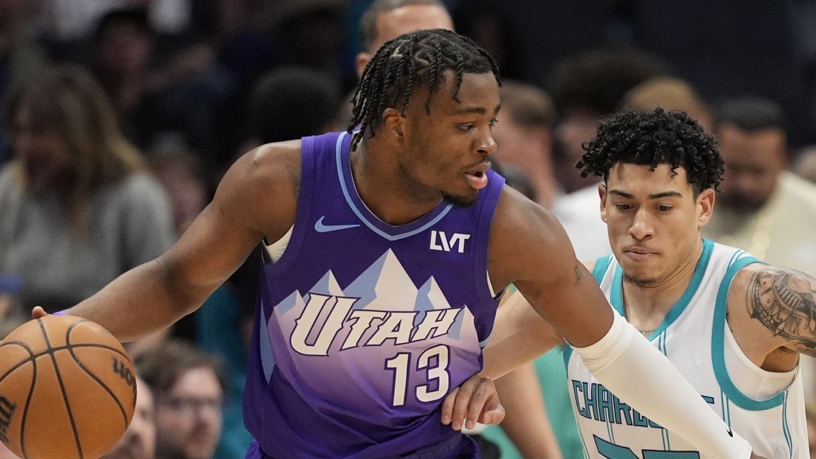 Jazz rookie surpasses mark set by franchise legend