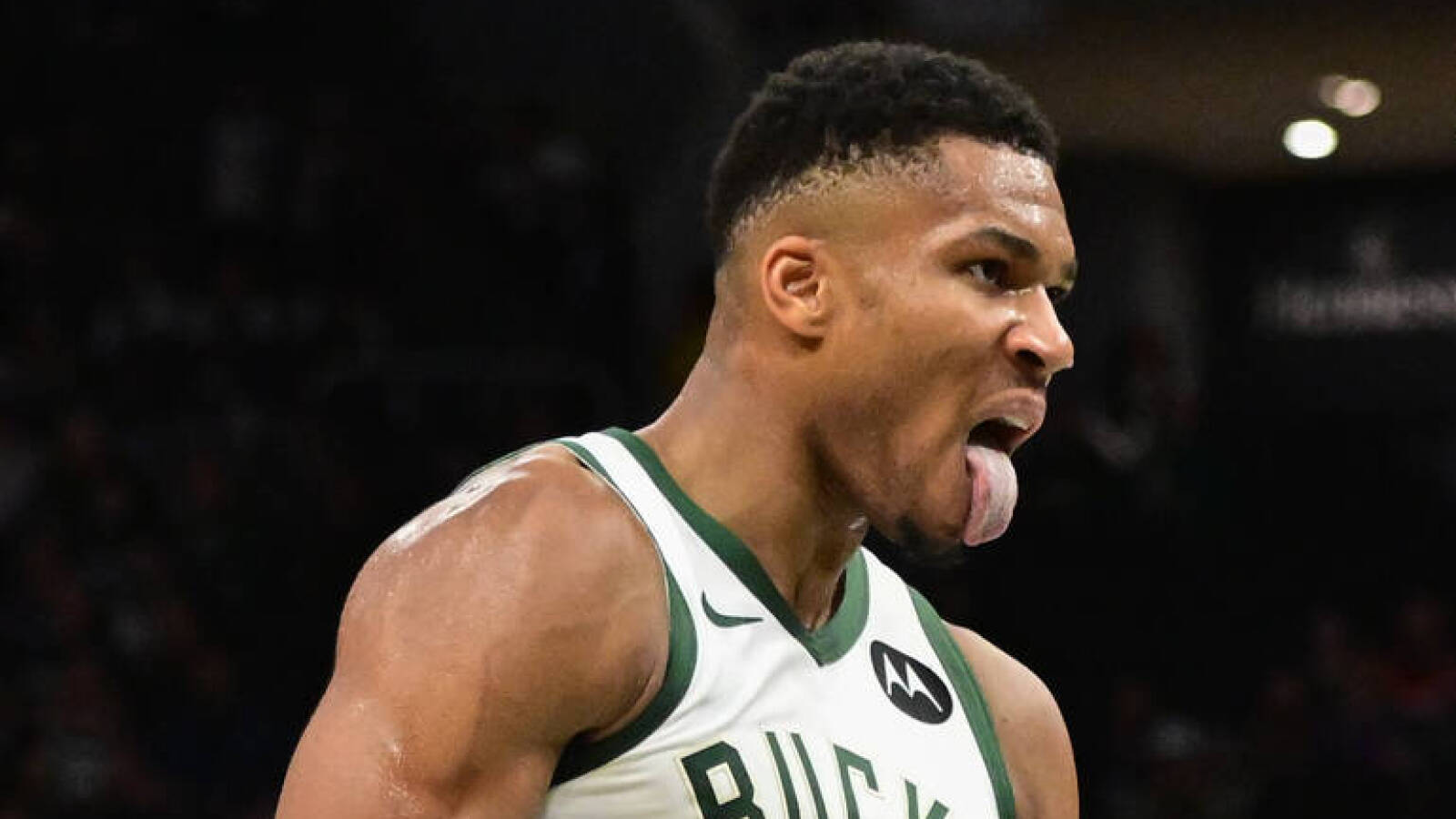 Giannis Antetokounmpo signs three-year extension with Bucks worth $186M
